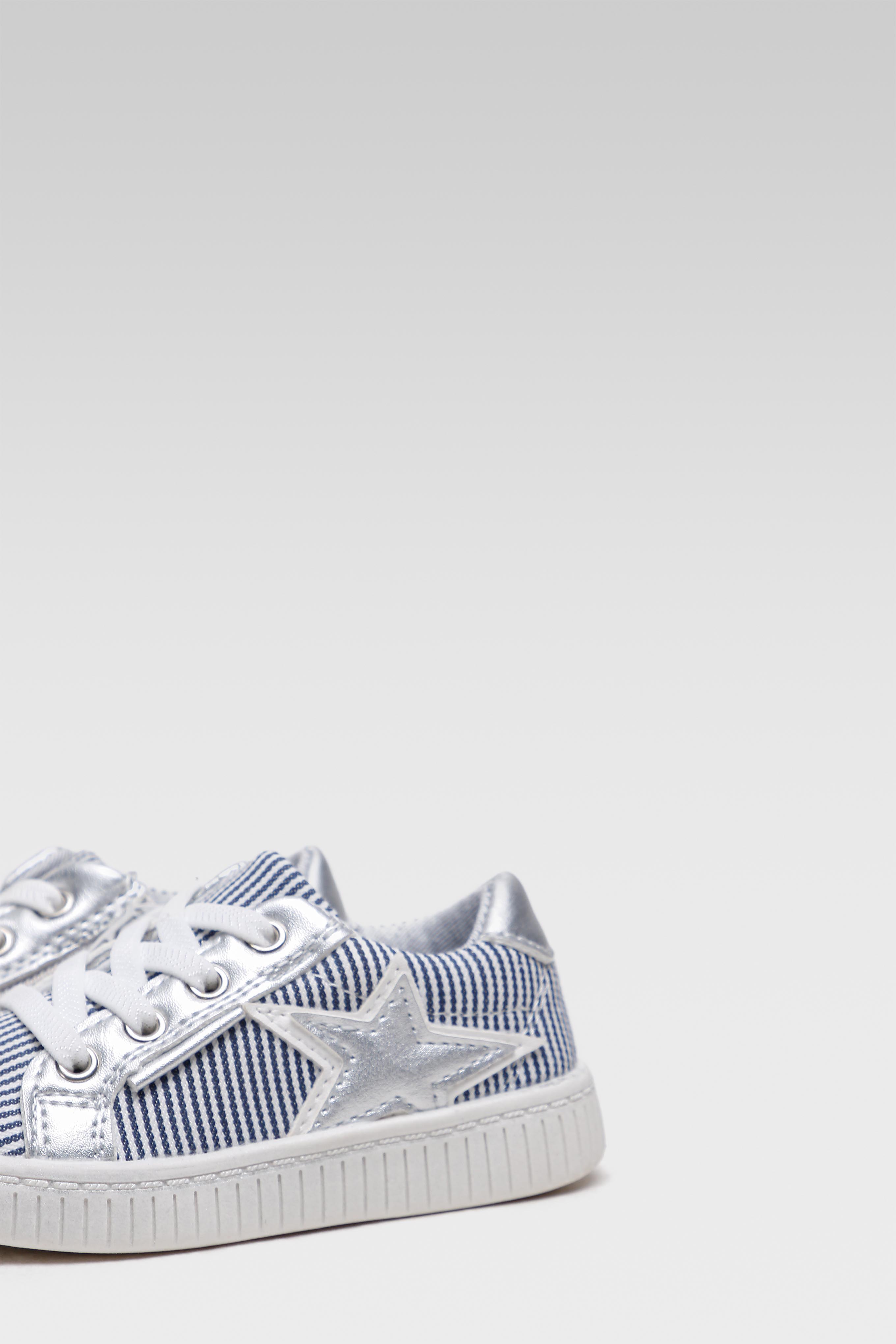 Superge Srebrna