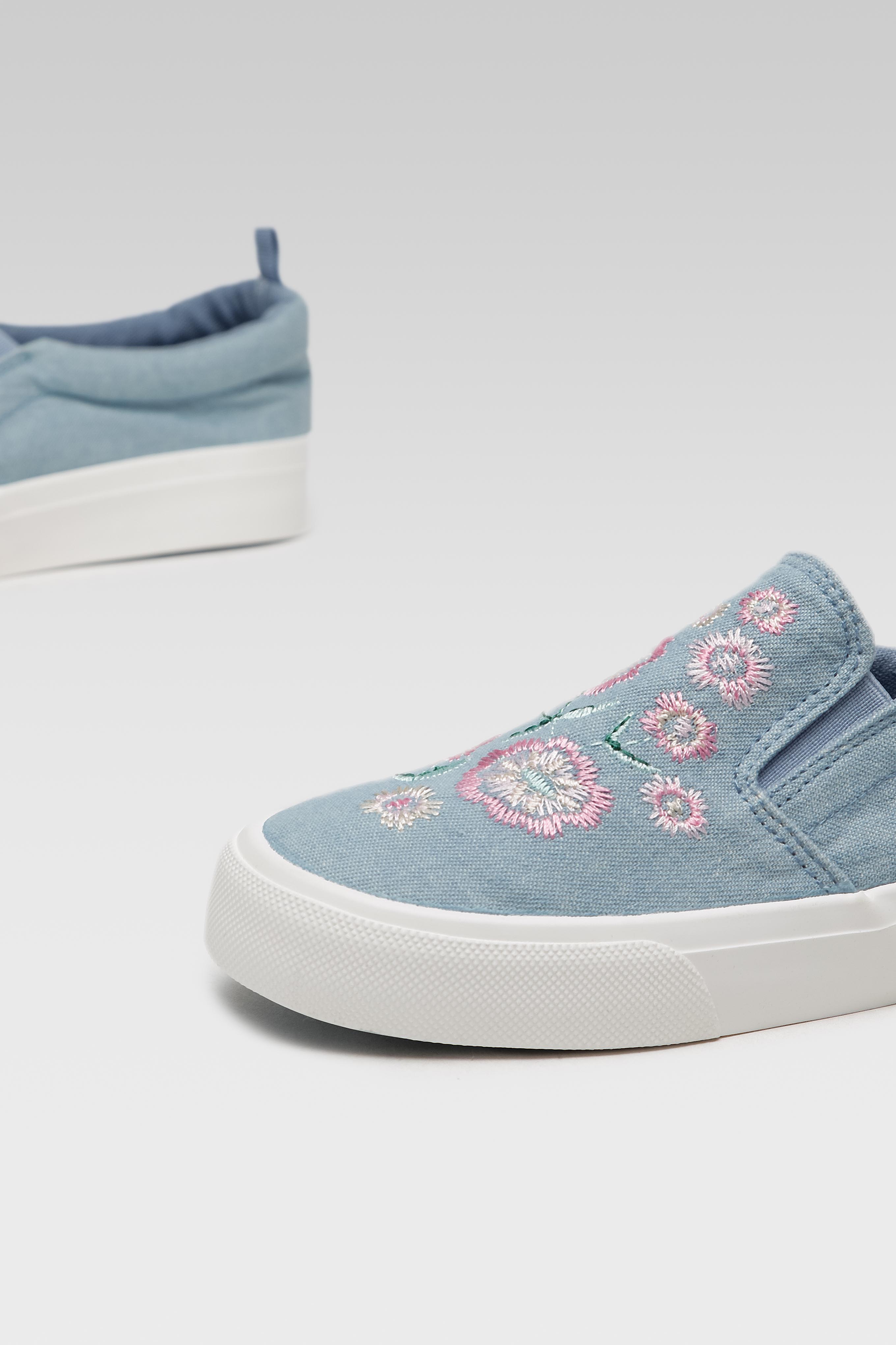 Platnene superge Modra