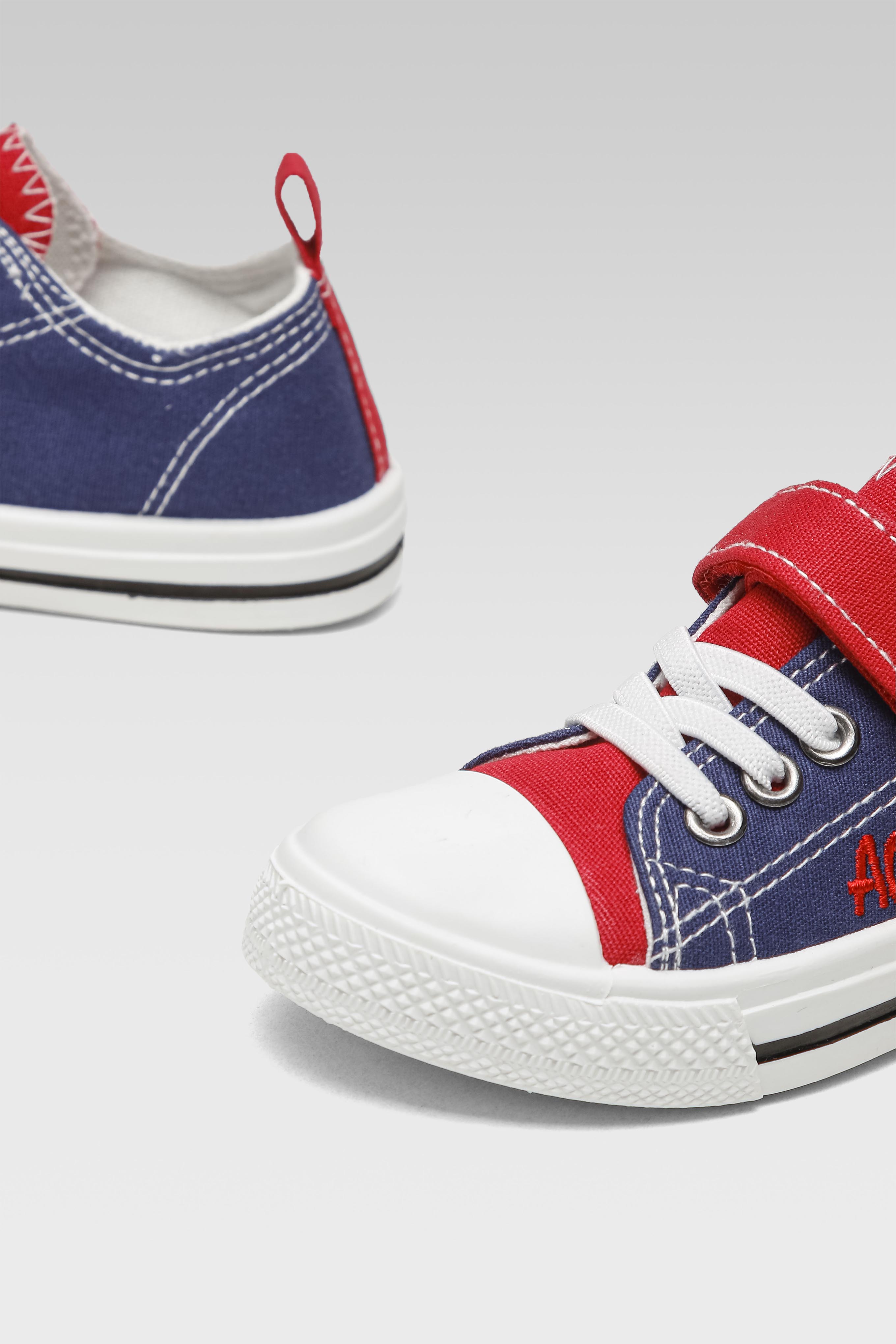 Plátenky Tmavomodrá