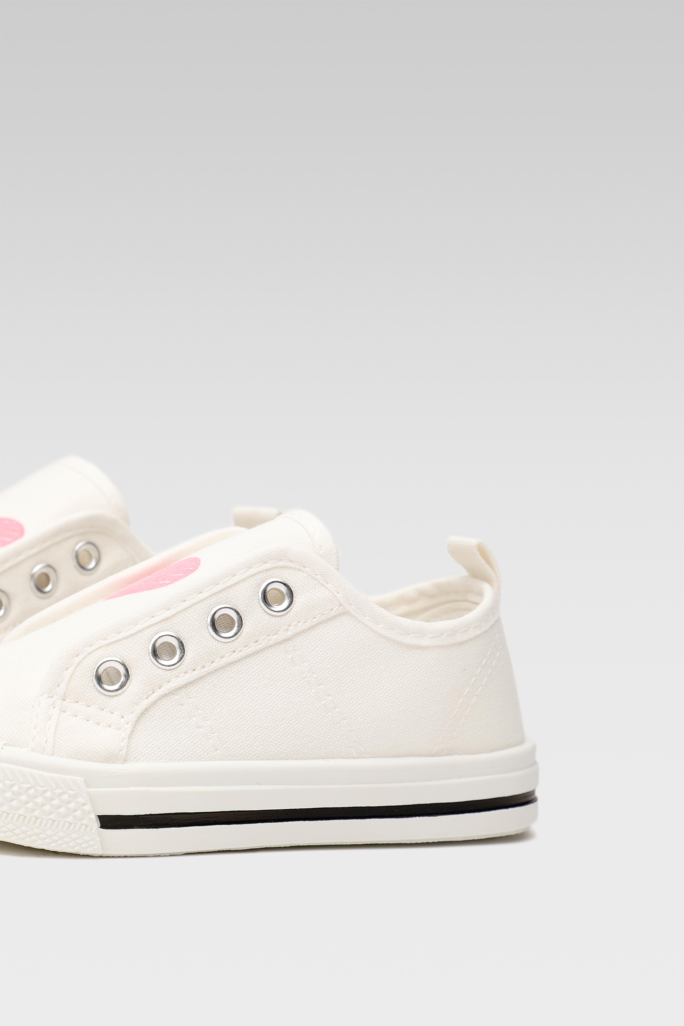 Platnene superge Bela