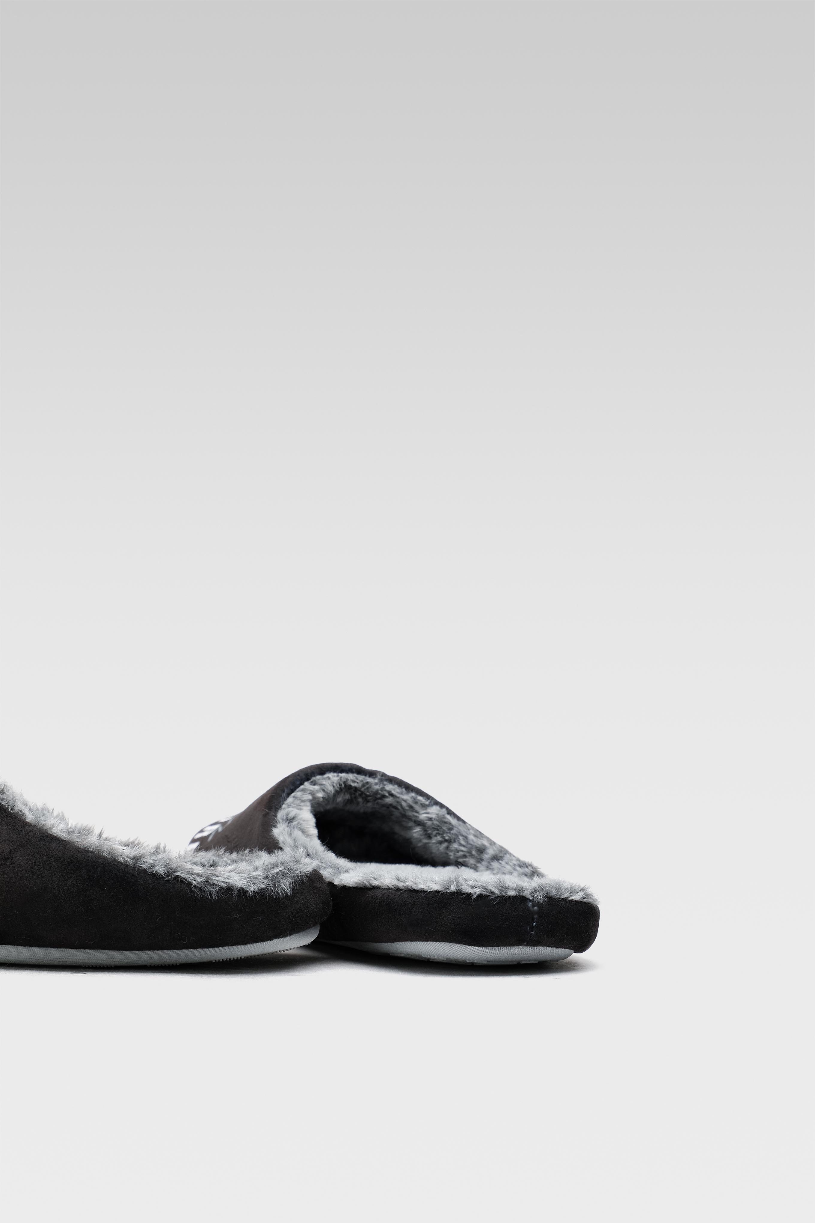 Papuci de casă NEGRU