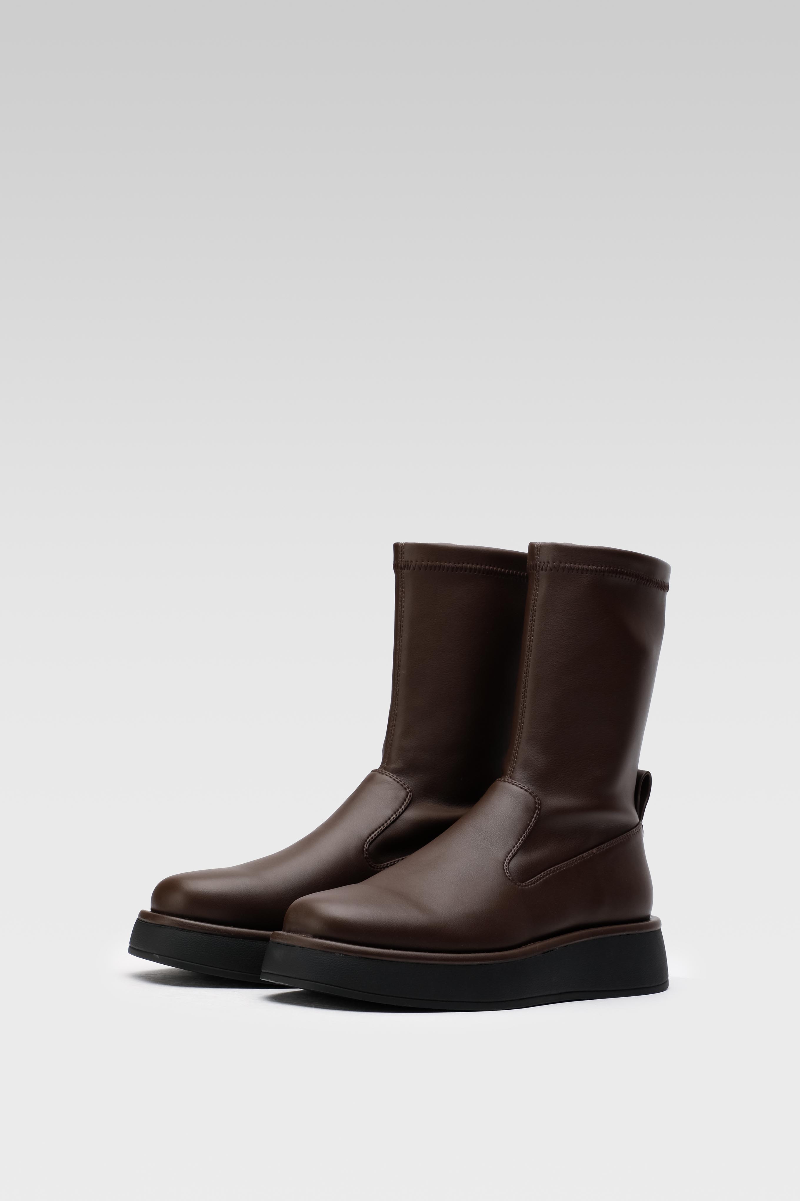 Škornji Čokoladno rjava