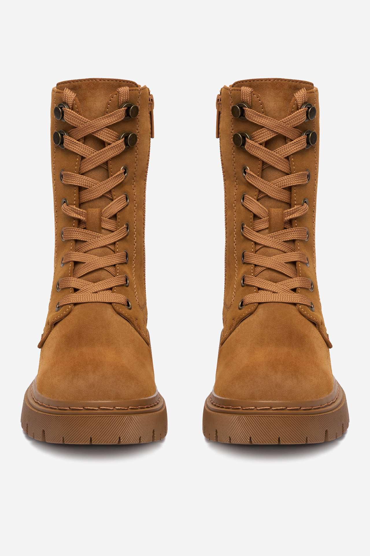 Šněrovací vyšší obuv CAMEL