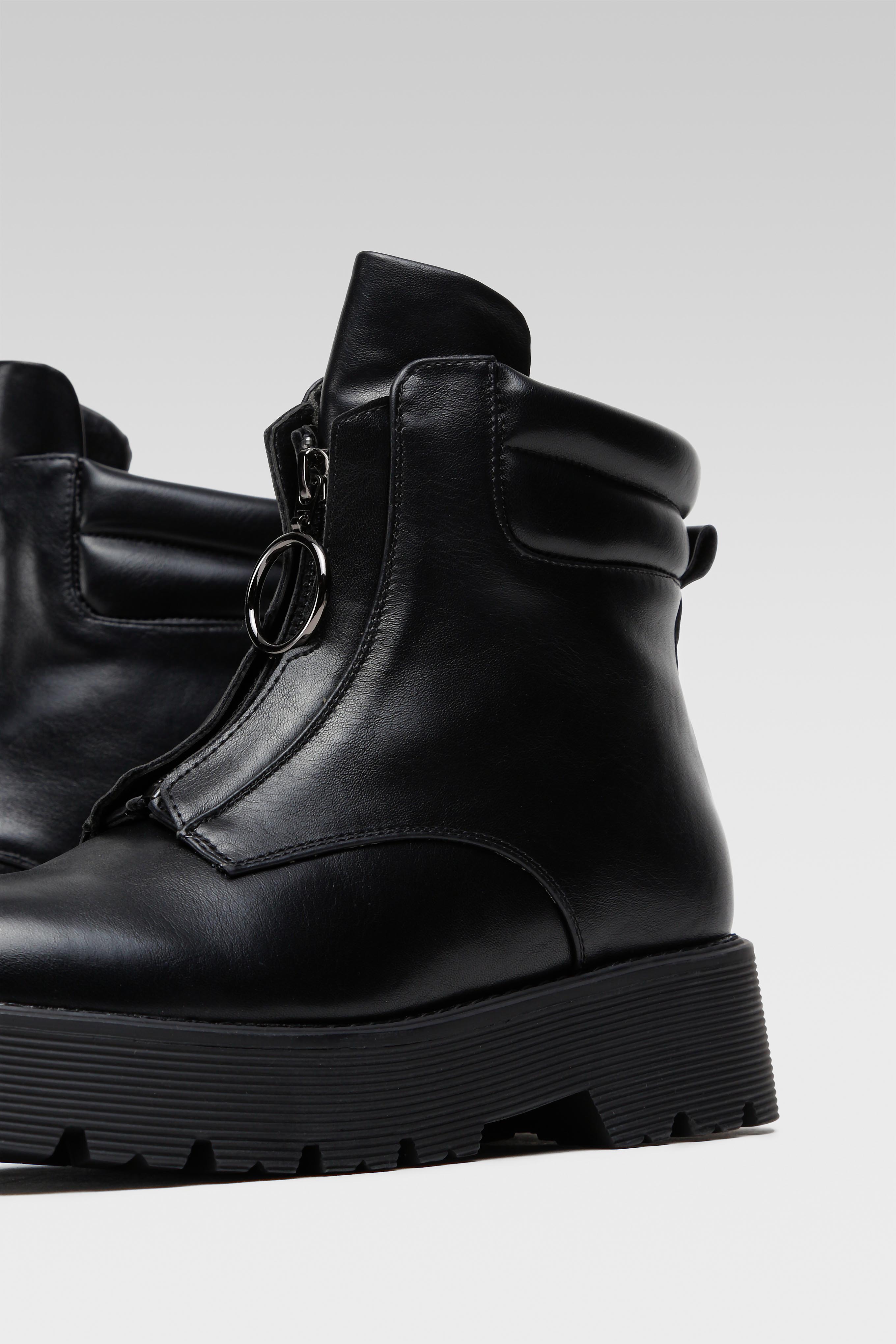 Členková obuv Čierna