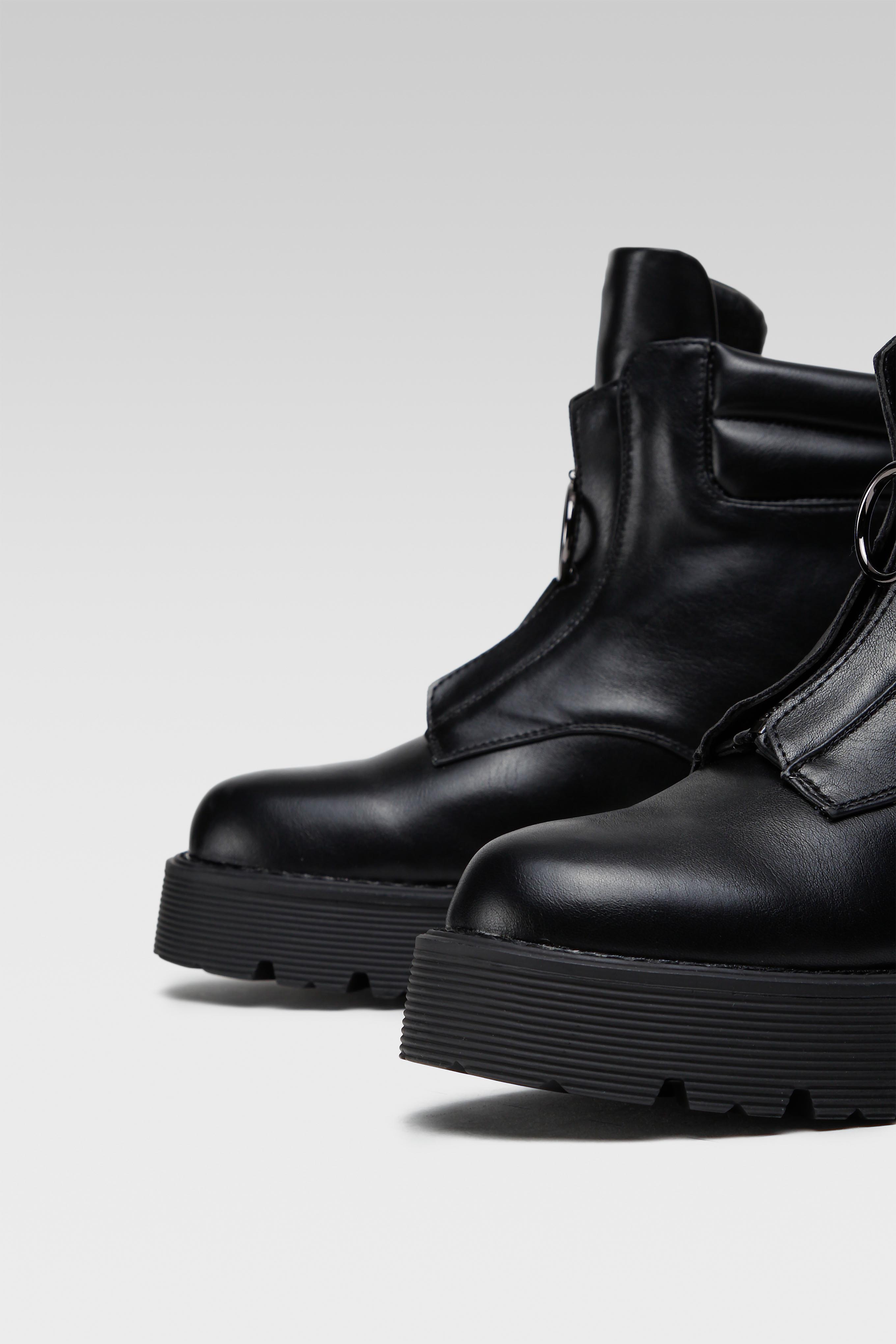 Členková obuv Čierna