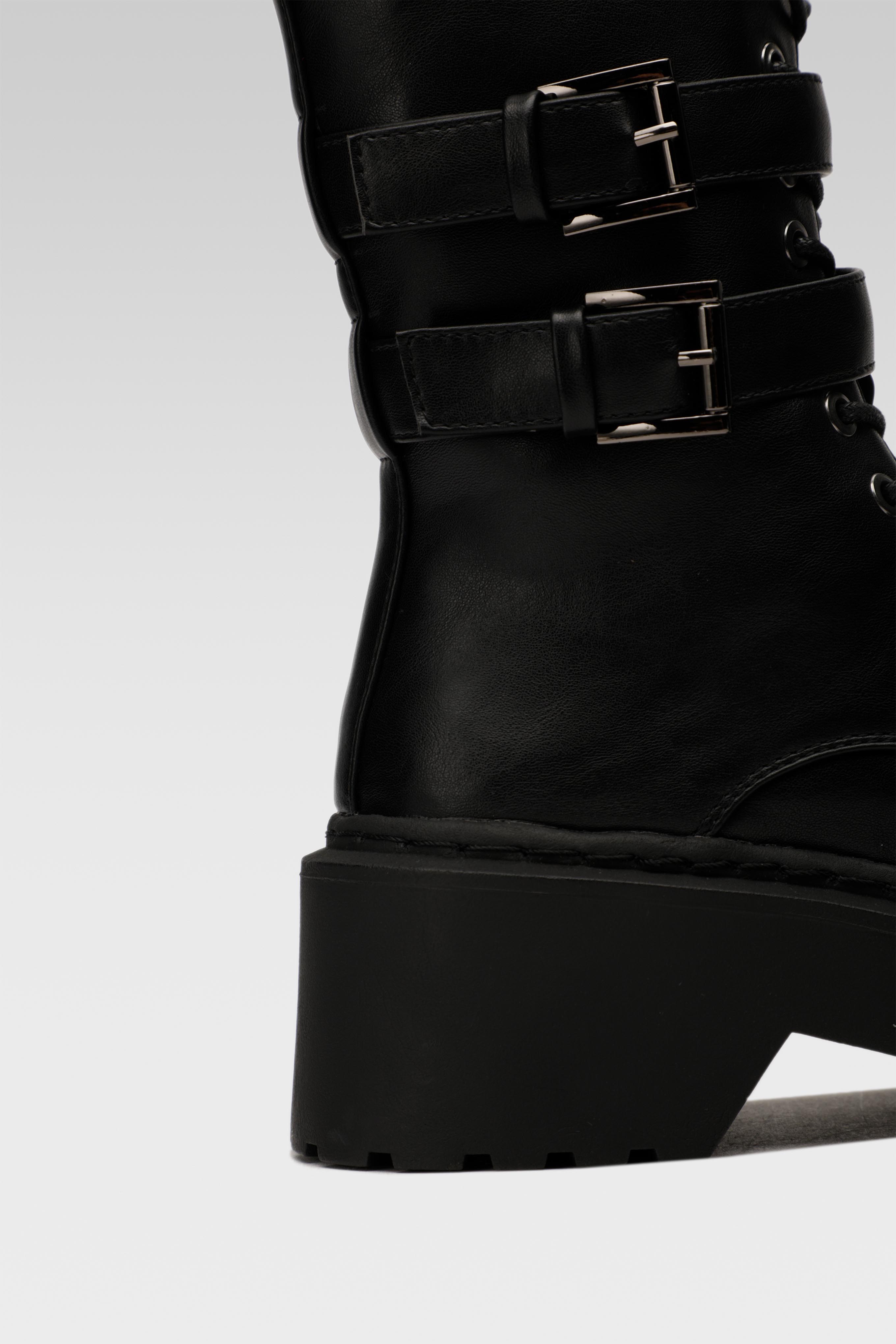 Gležnjarji z vezalkami Črna