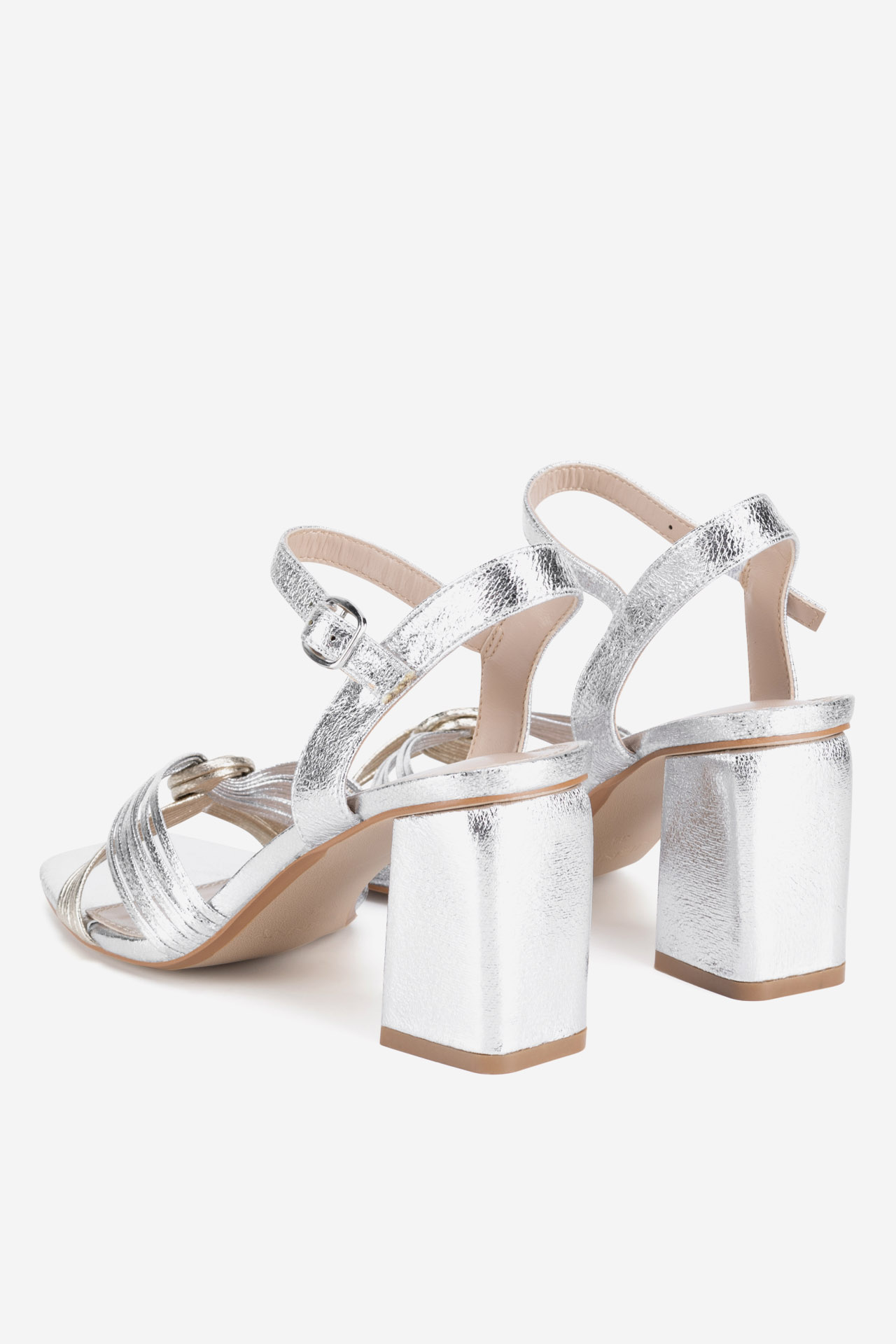 Sandále Strieborná