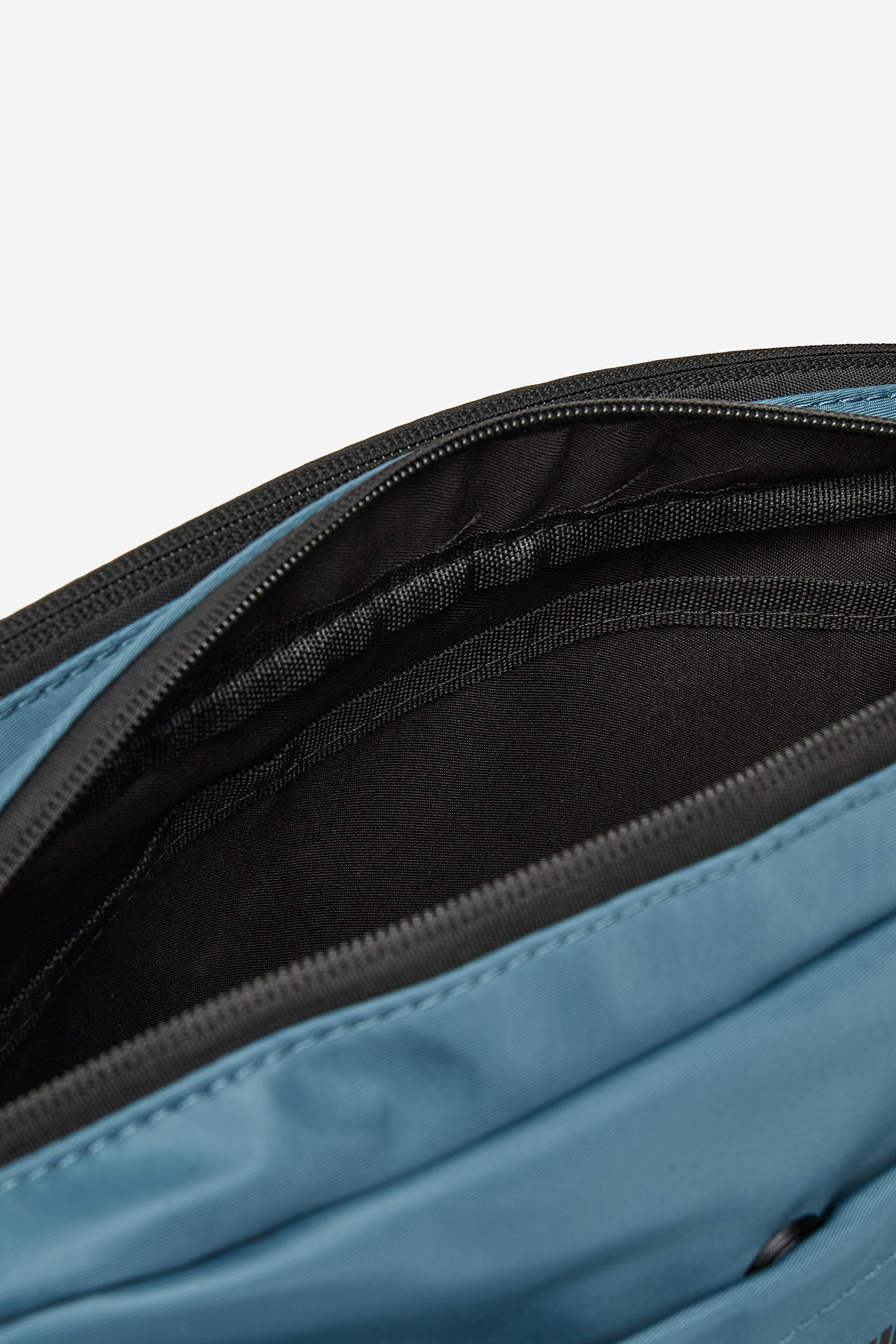 Pánská taška BLANKYTNĚ MODRÁ