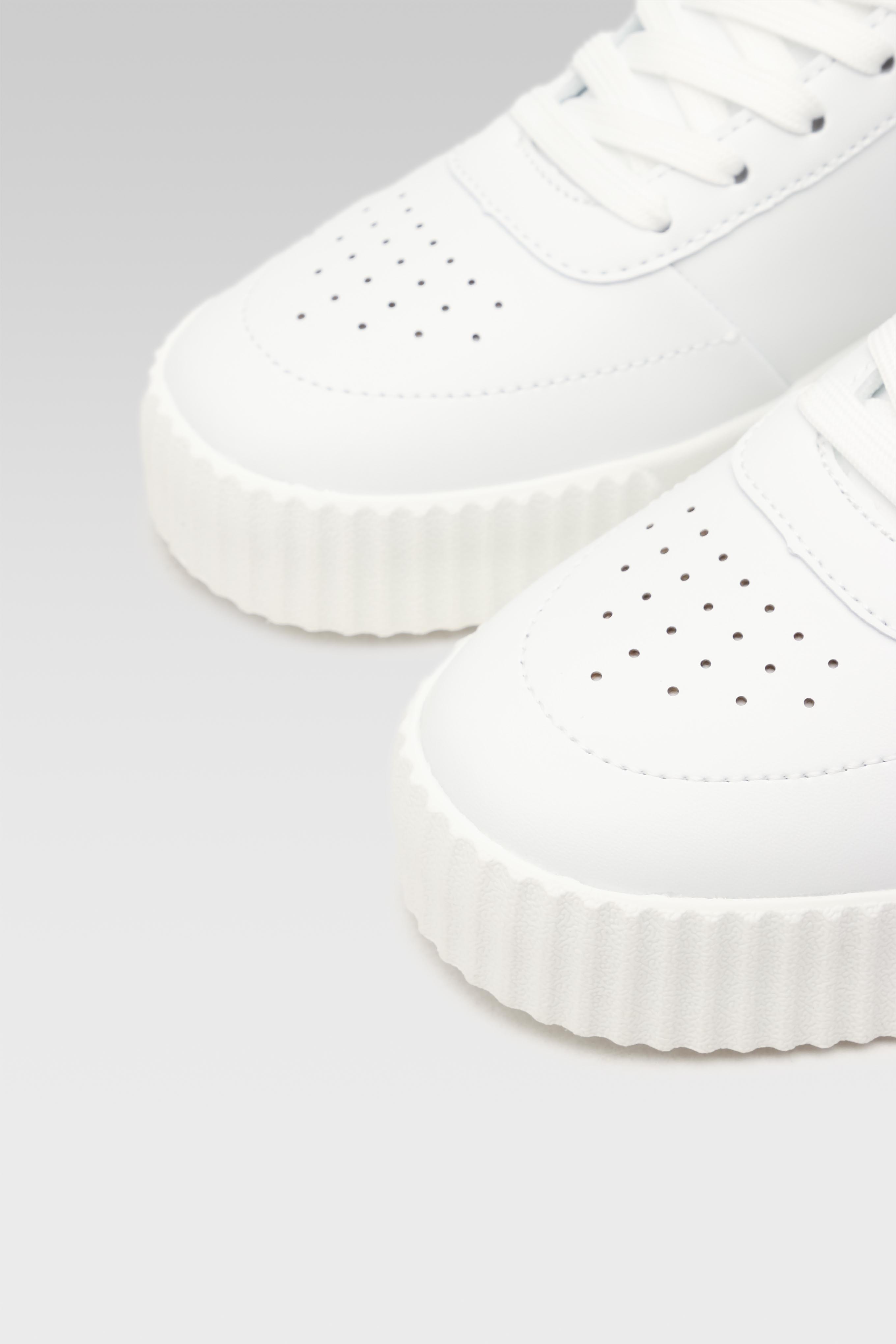 Športna obutev Bela