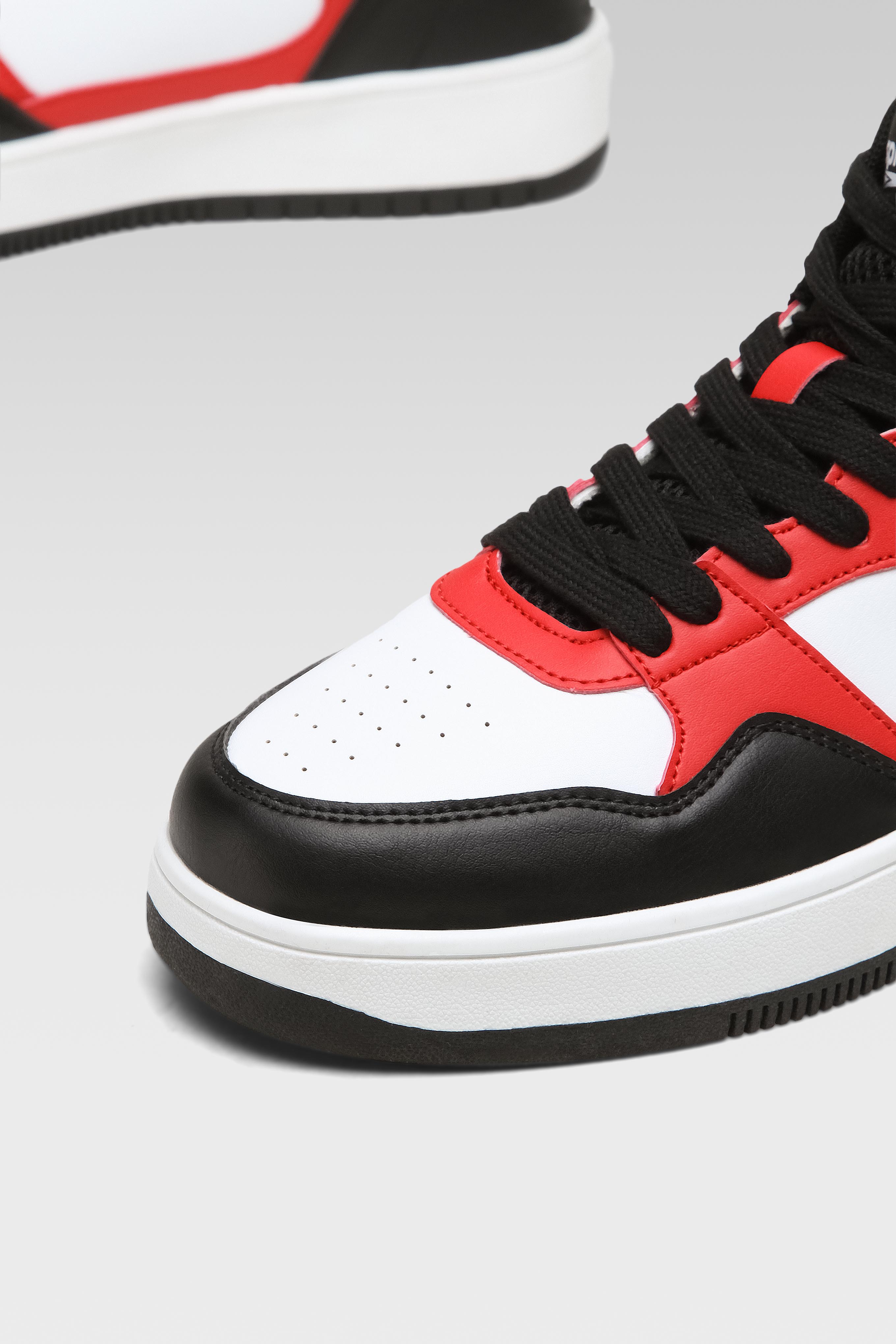 Încălțăminte sport ROŞU