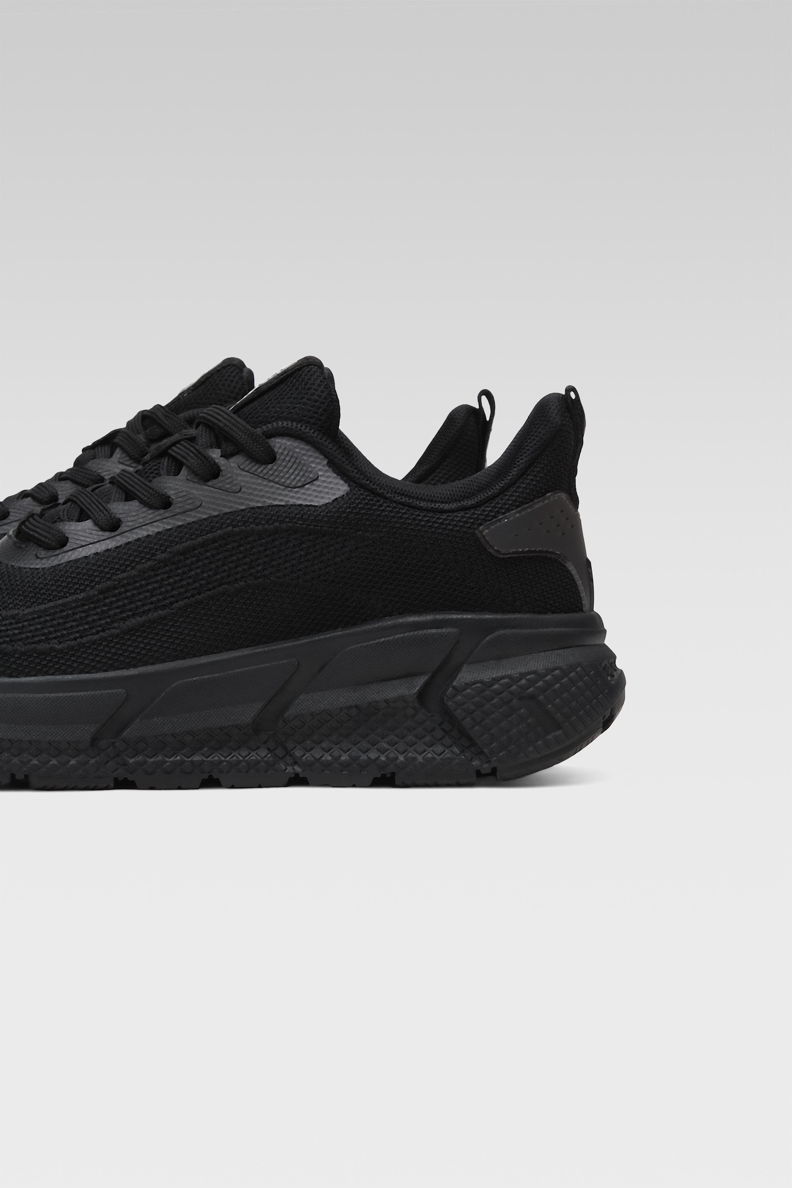 Športna obutev Črna