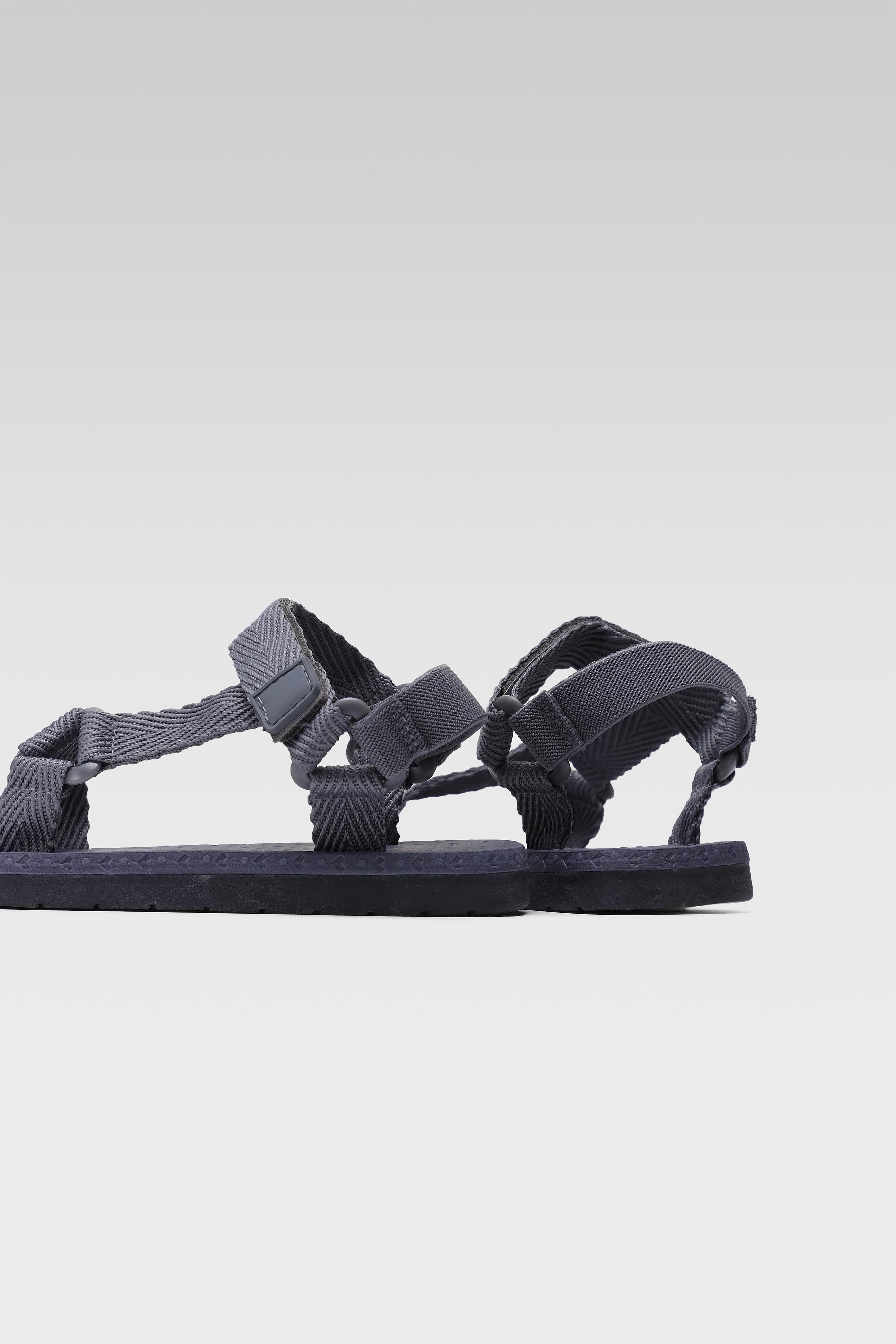 Сандали СИВ