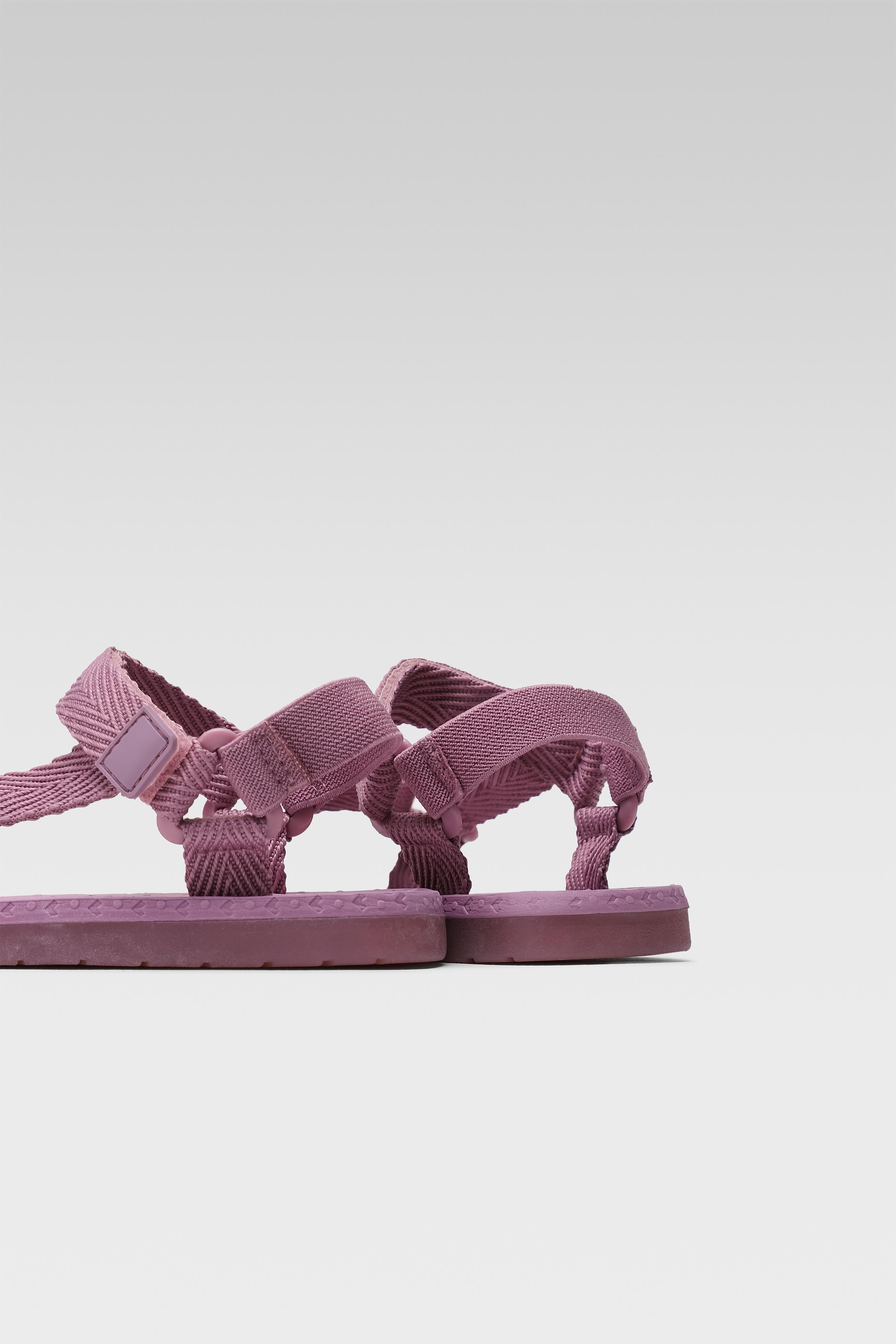 Sandály SVĚTLE RŮŽOVÁ