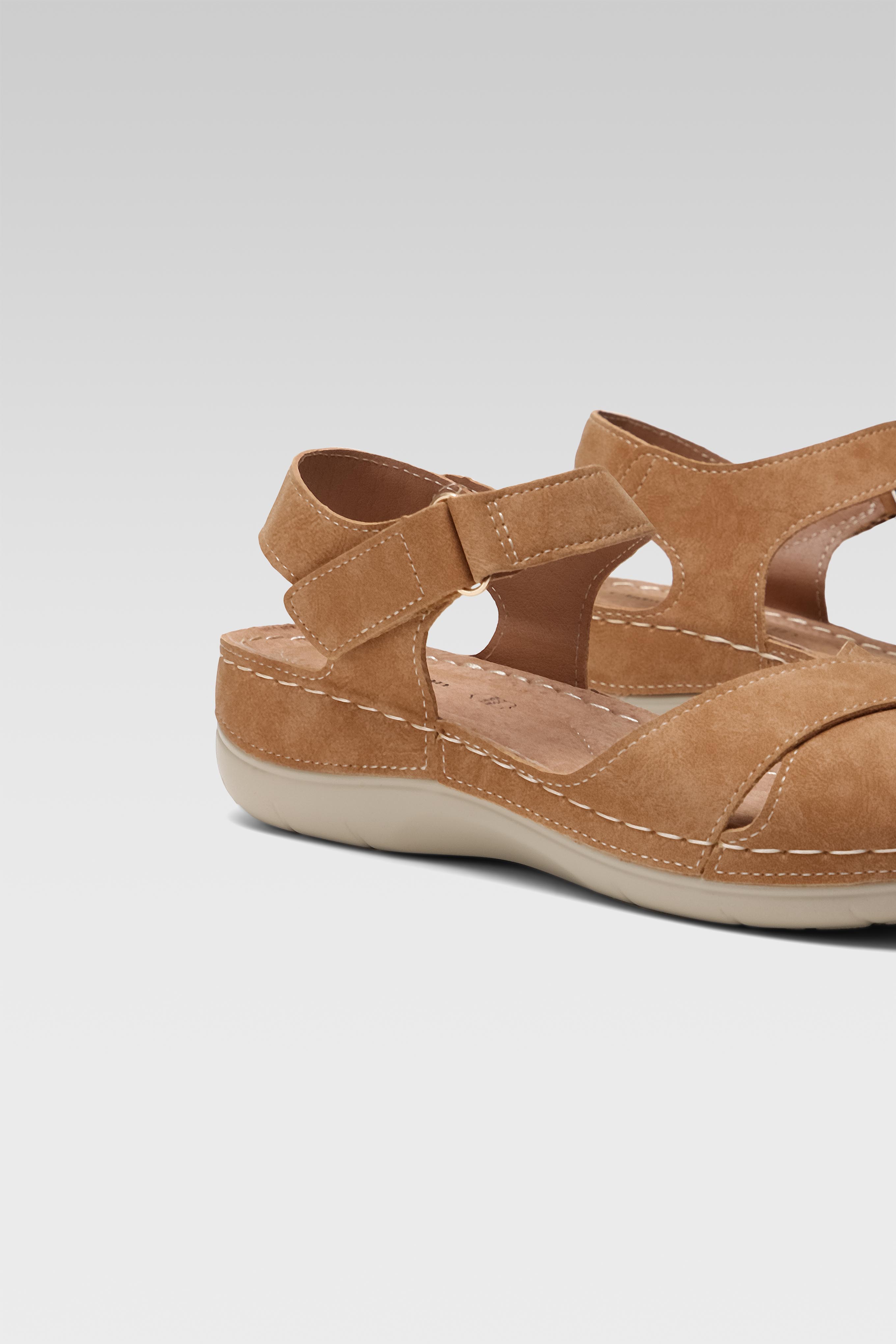 Sandály CAMEL