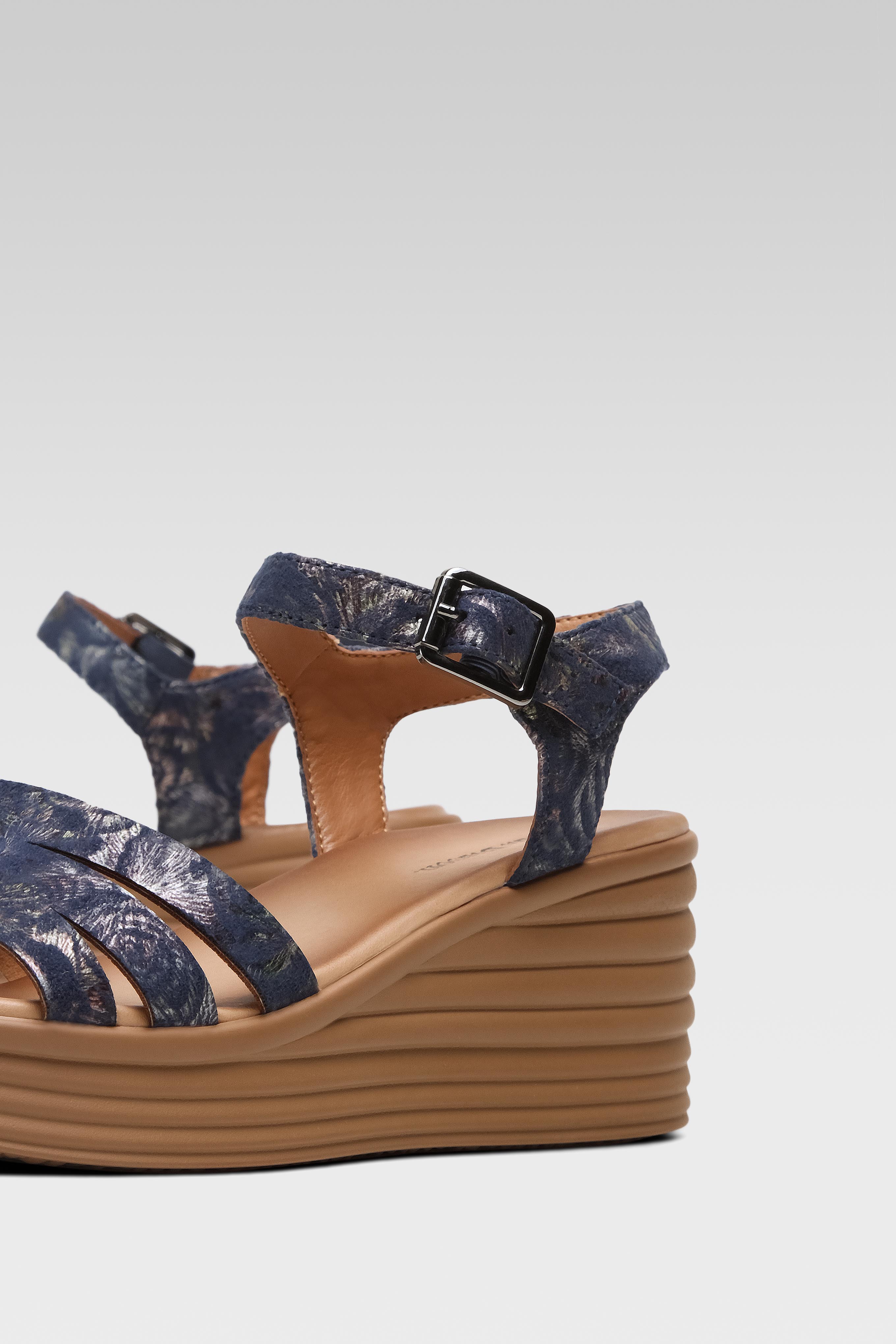 Sandály TMAVĚ MODRÁ