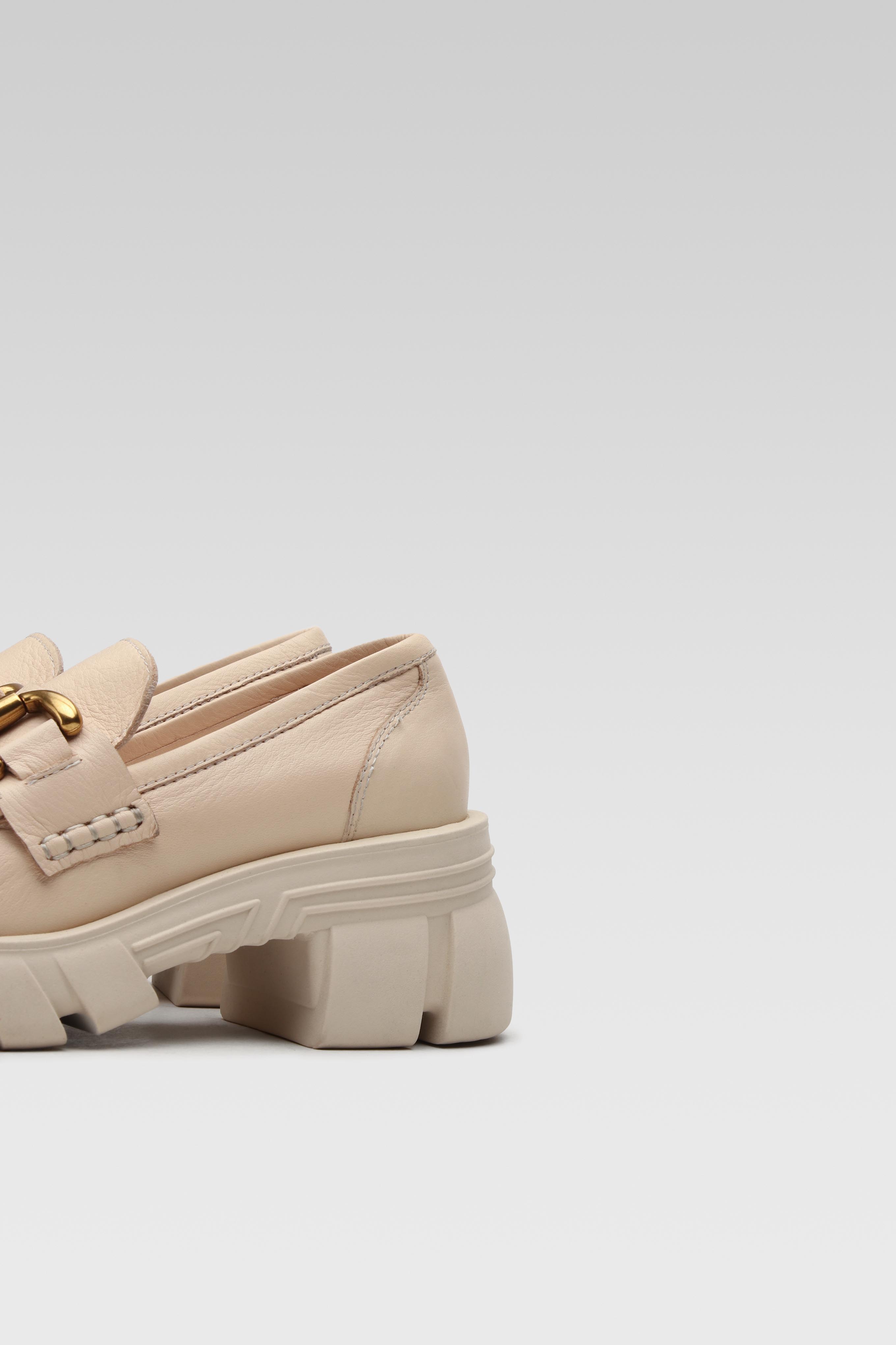 Čevlji brez vezalk Bež