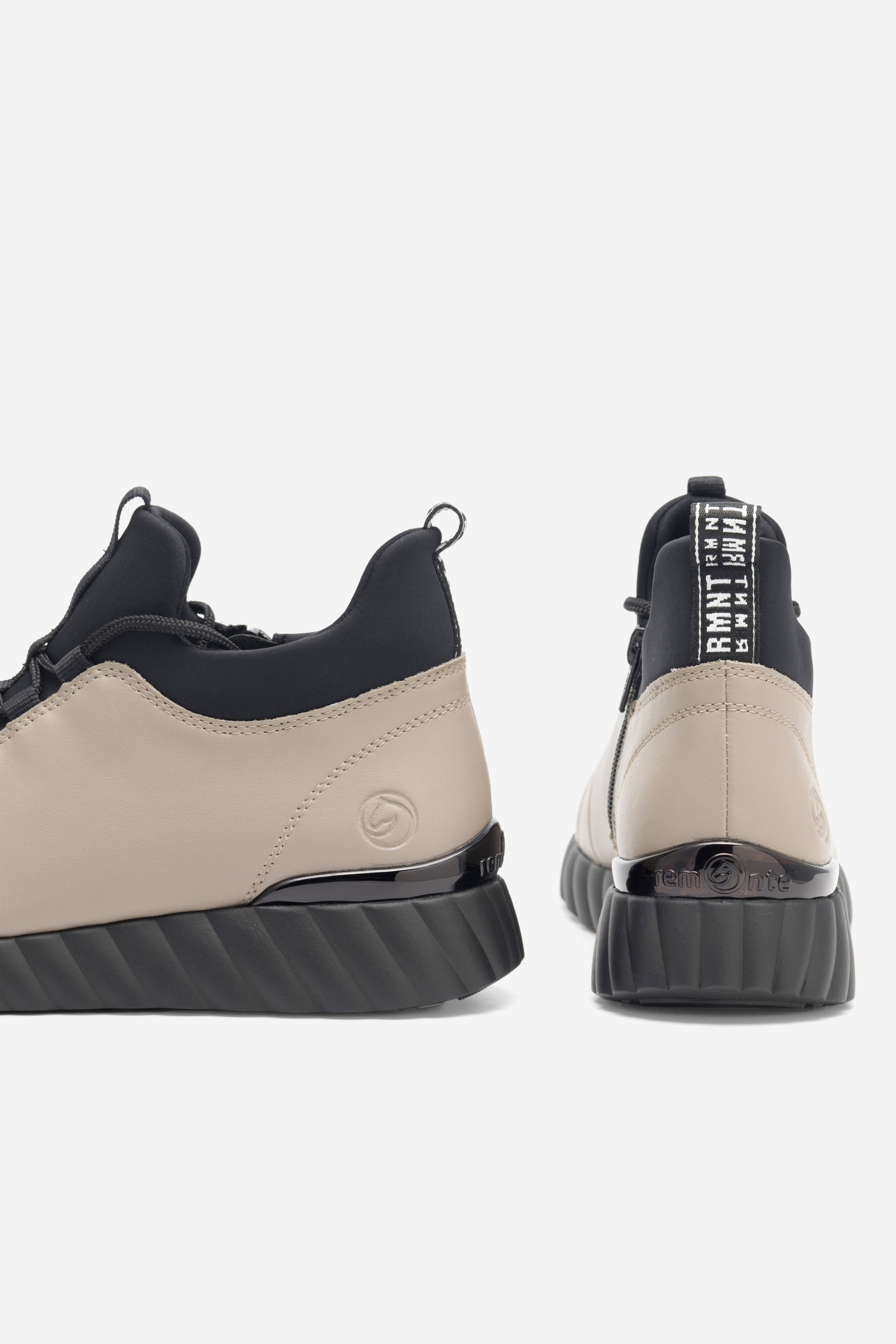 Tenisky SVĚTLE ŠEDÁ