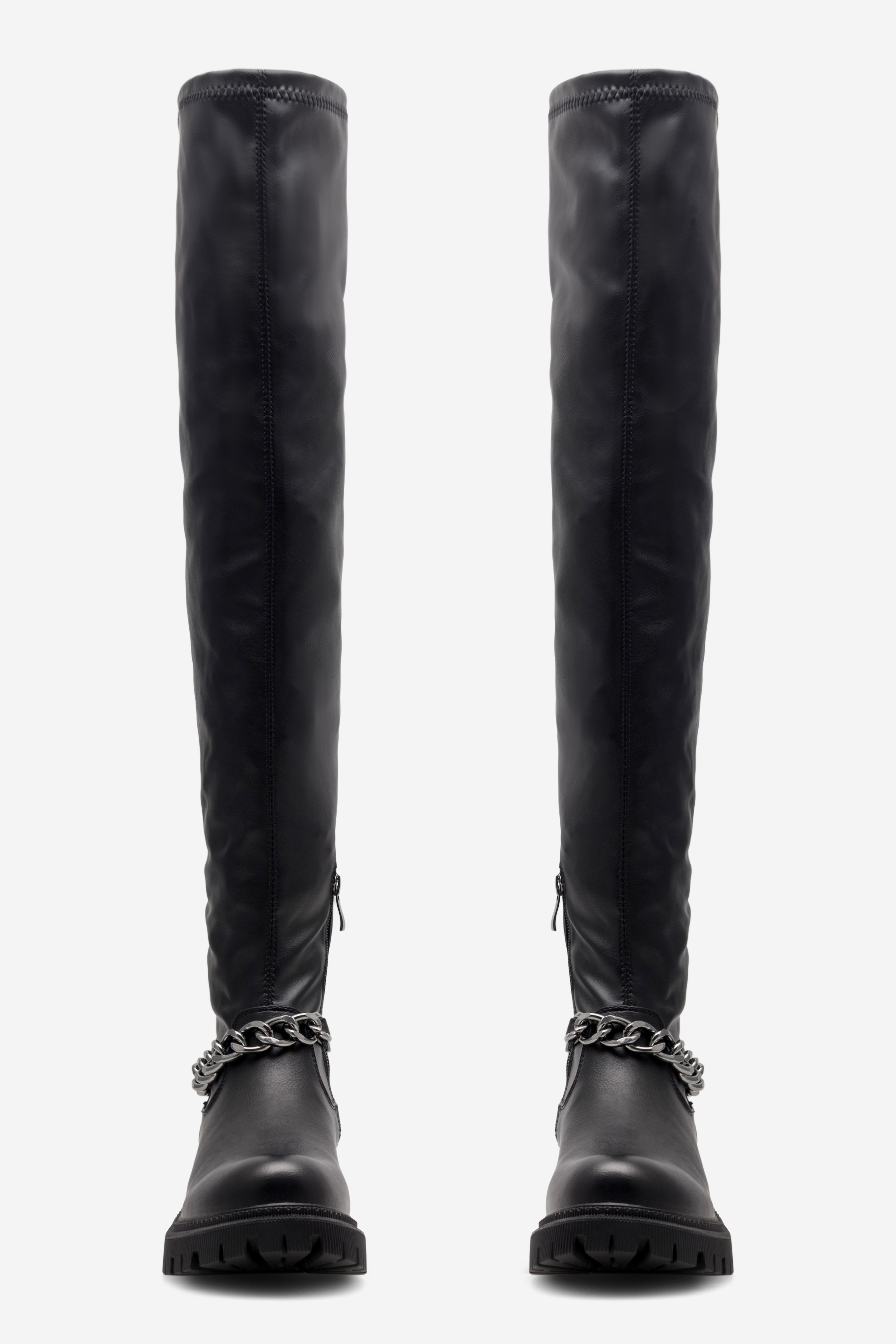 Mušketierky Čierna