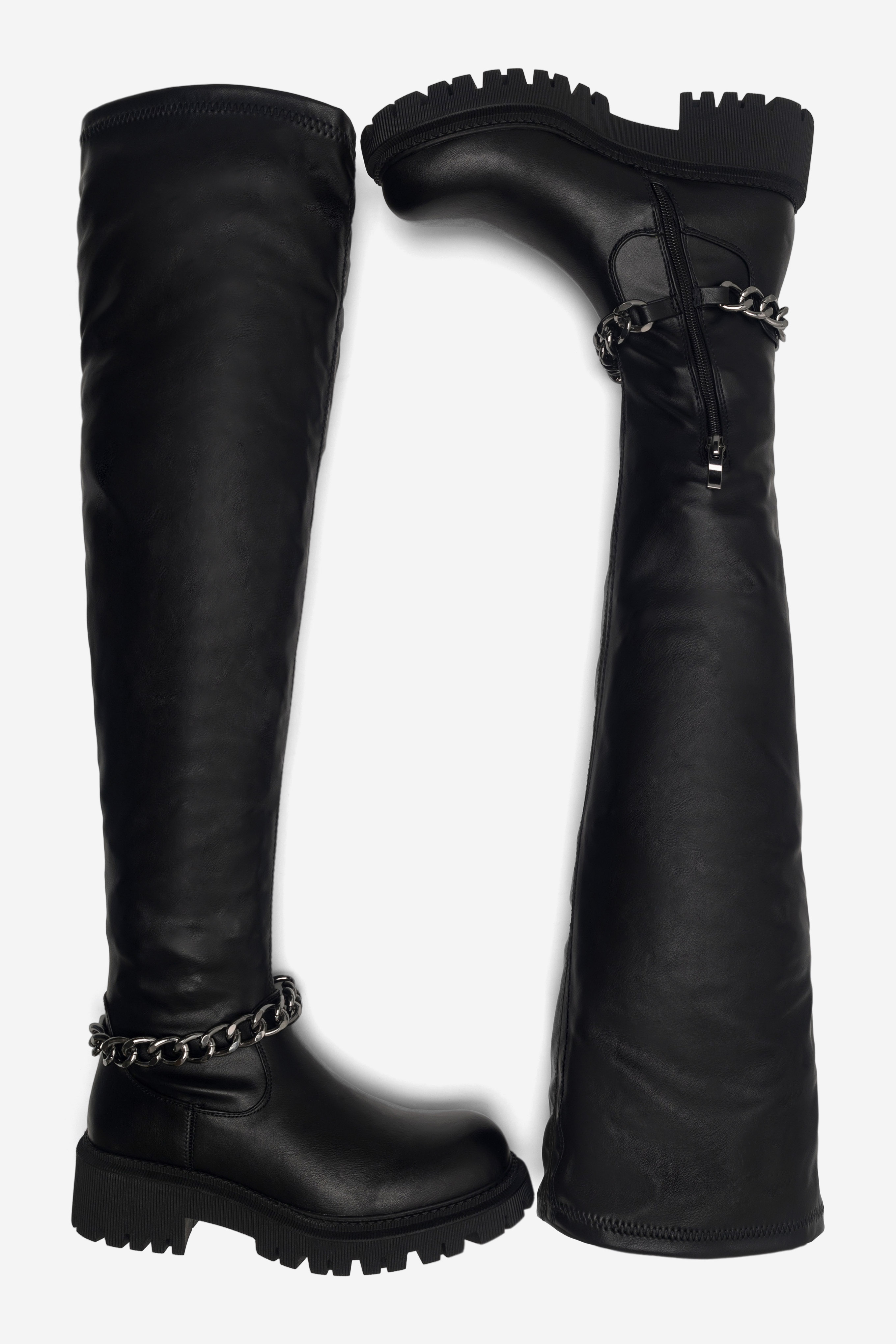 Mušketierky Čierna