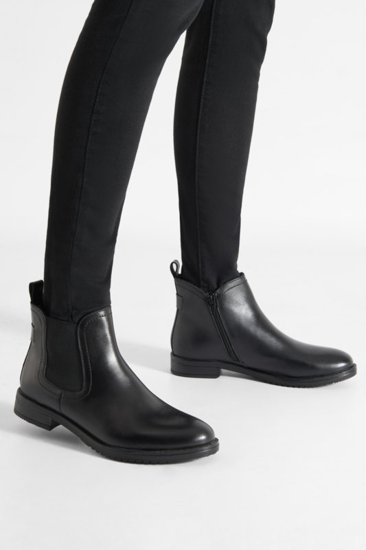 Členková obuv s elastickým prvkom Čierna