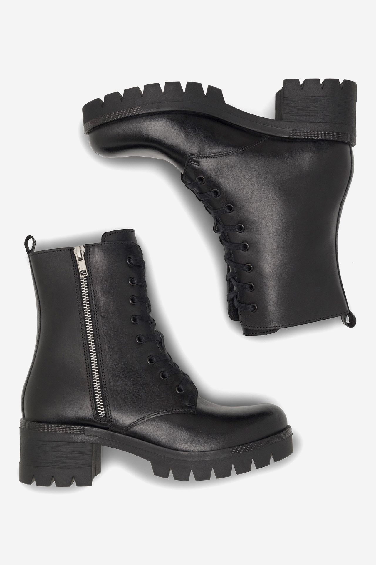 Šněrovací vyšší obuv ČERNÁ