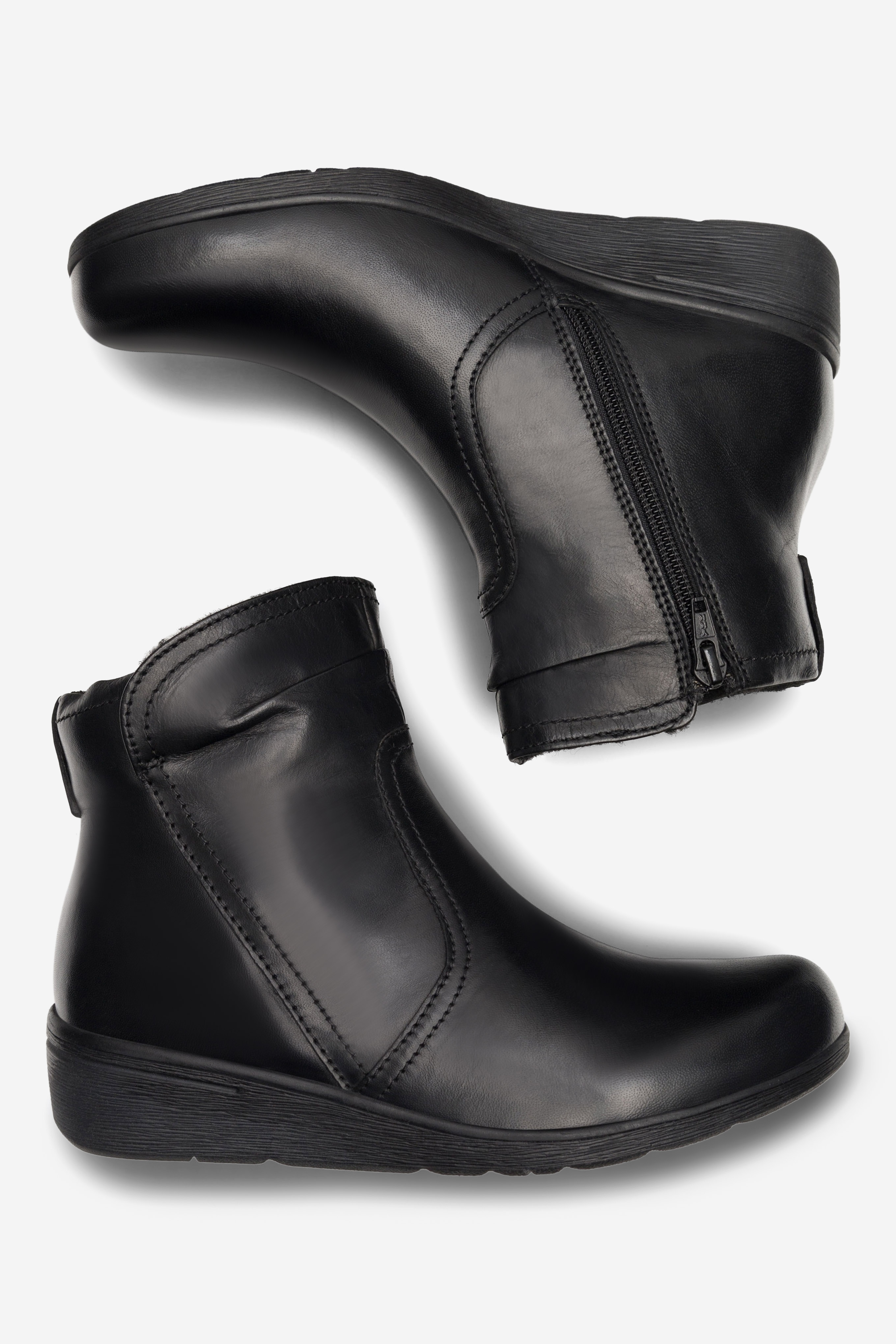 Kotníková obuv ČERNÁ