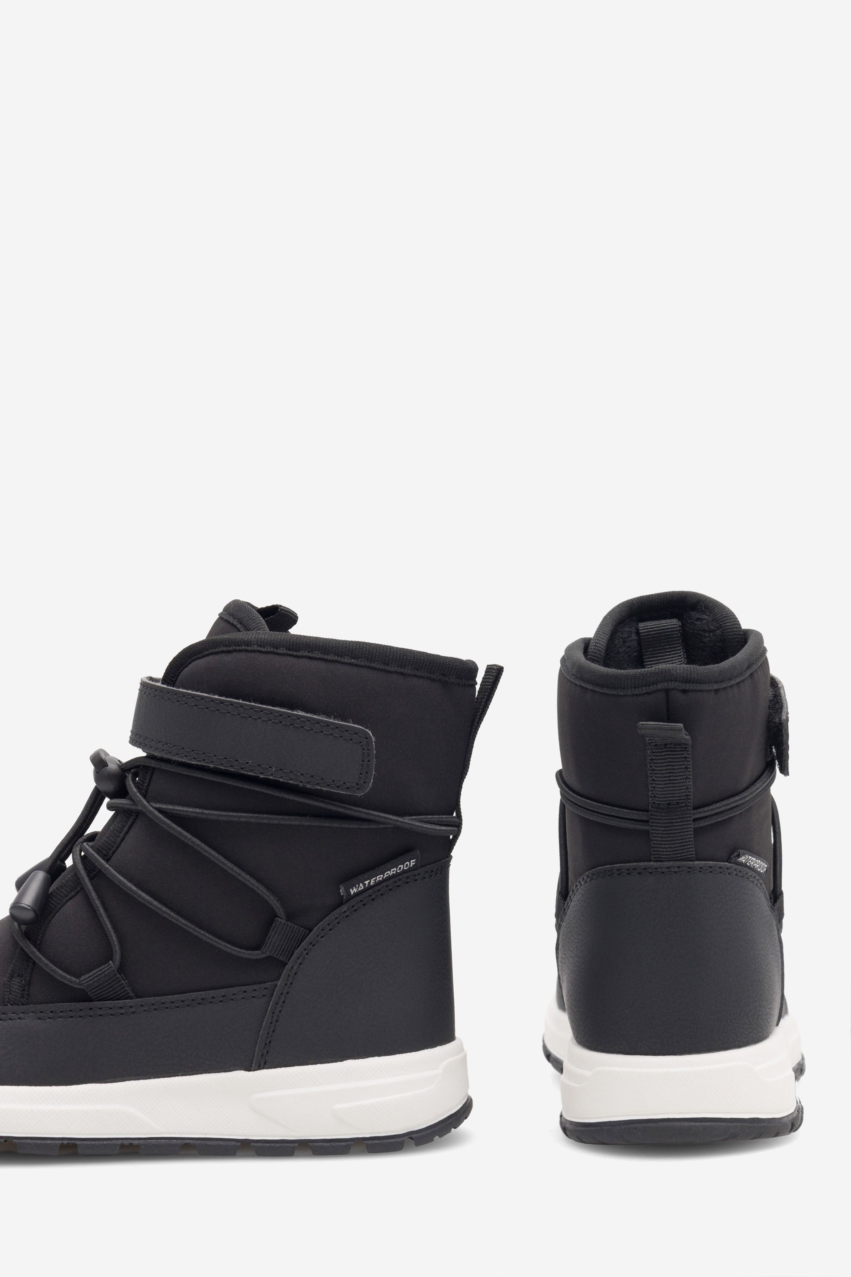 Gležnjarji z vezalkami Črna