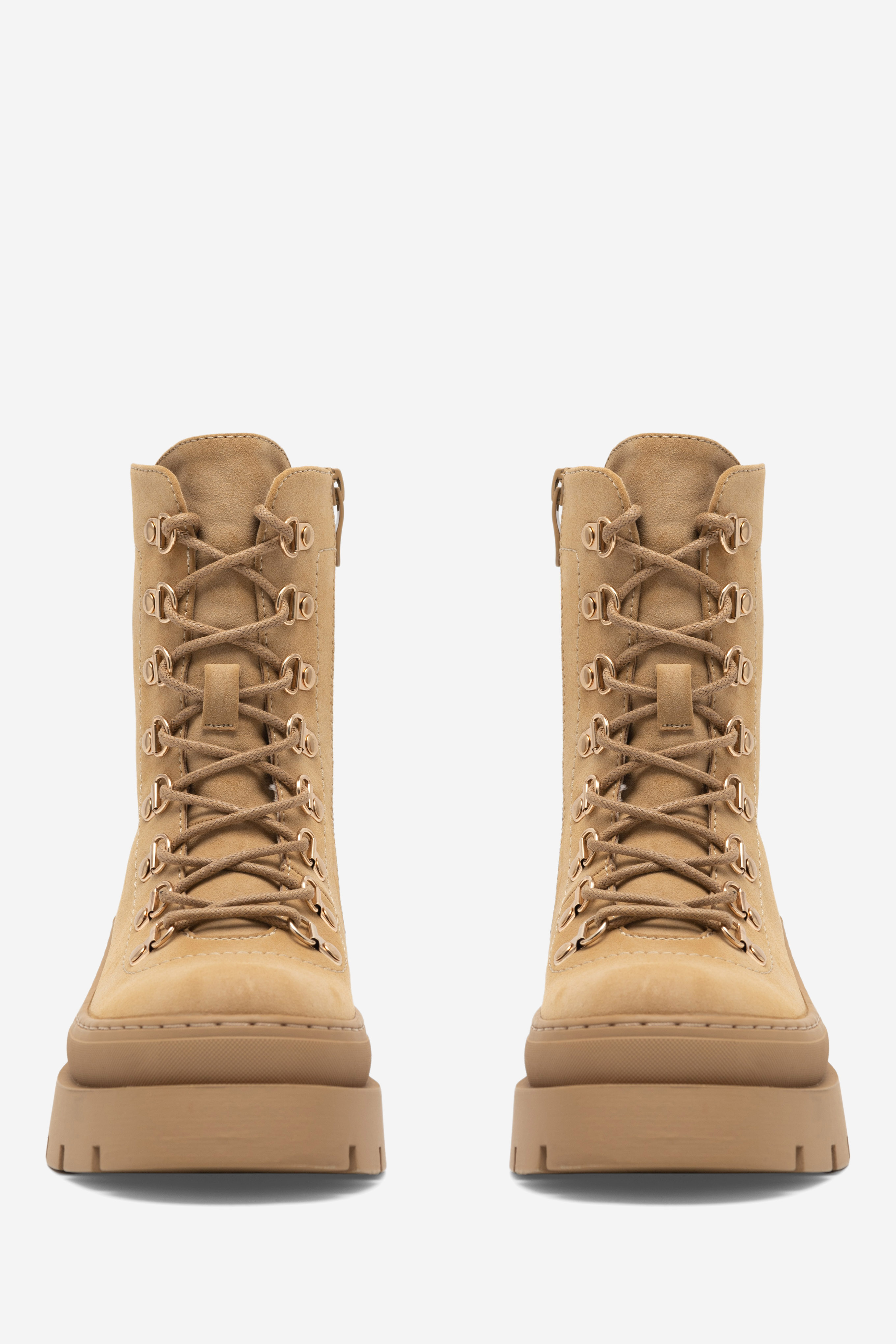 Šněrovací vyšší obuv CAMEL