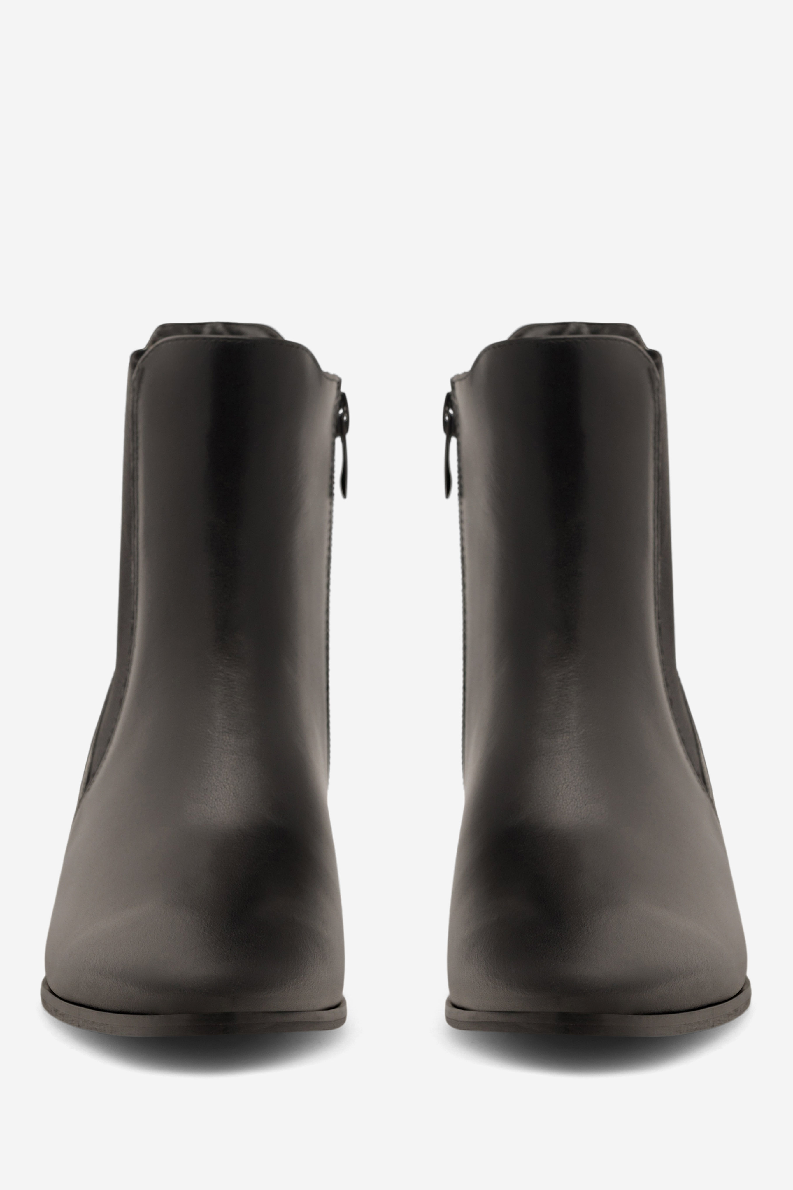 Kotníková obuv ČERNÁ