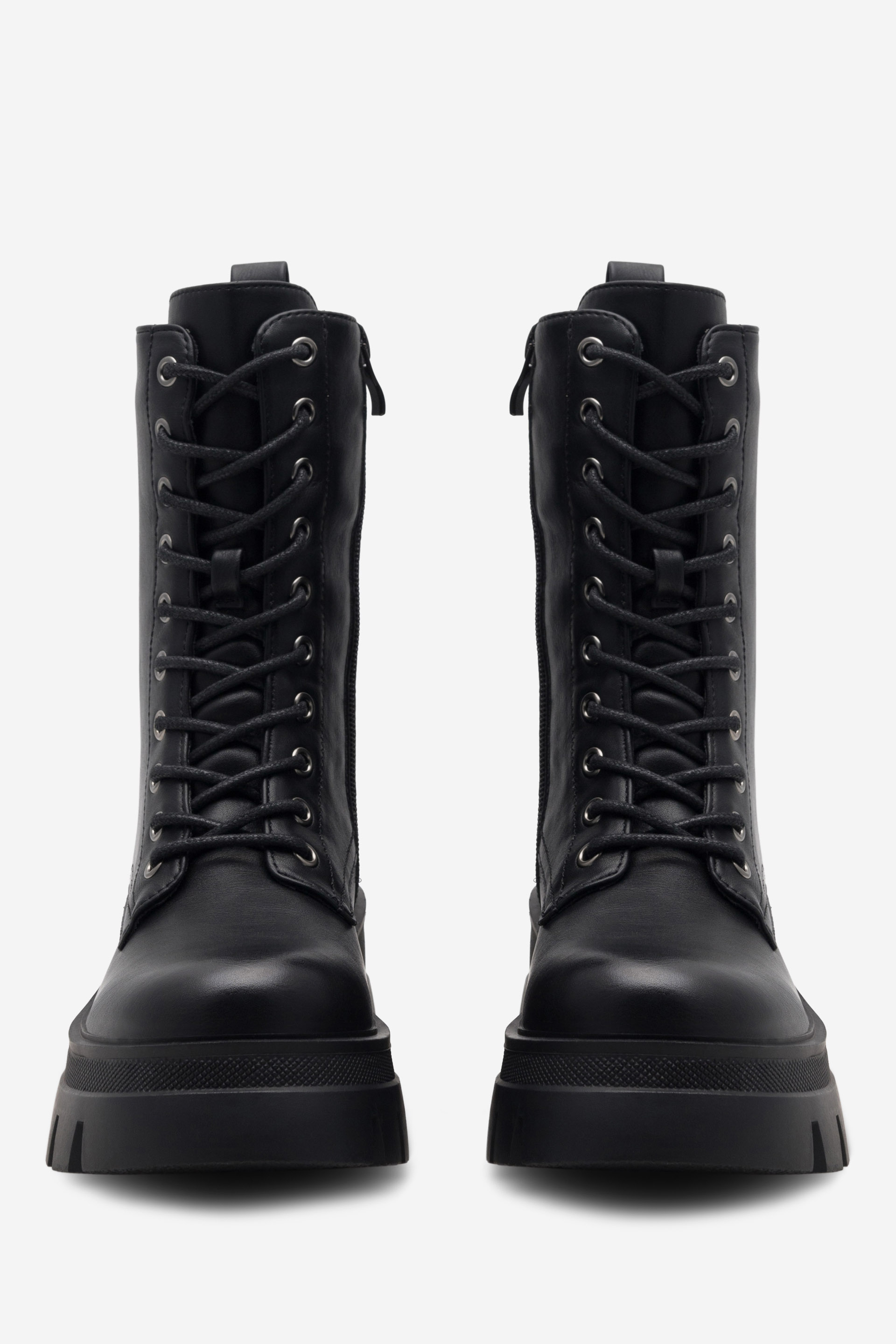 Šněrovací vyšší obuv ČERNÁ