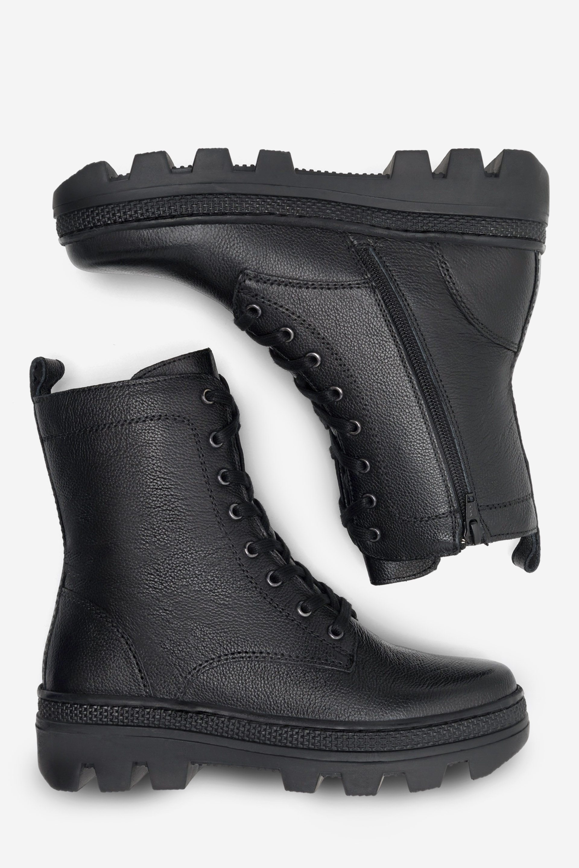 Šněrovací vyšší obuv ČERNÁ