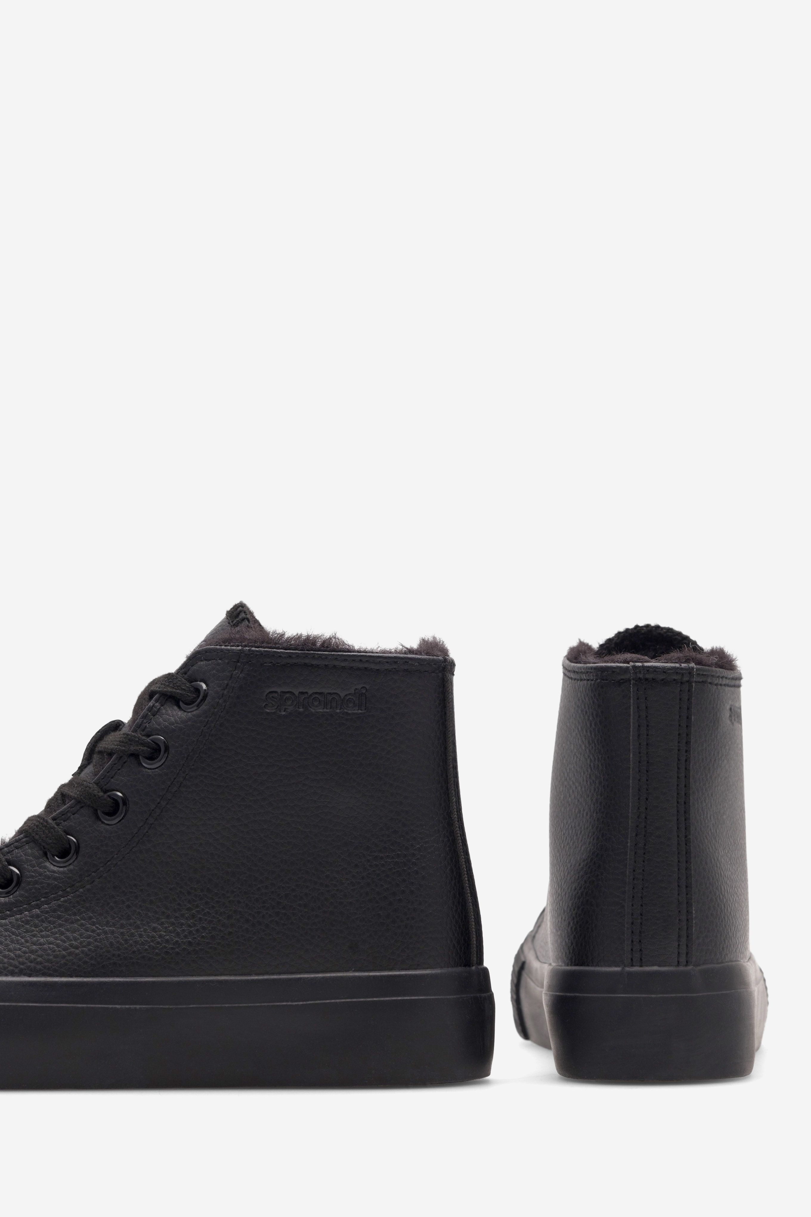 Platnene superge Črna