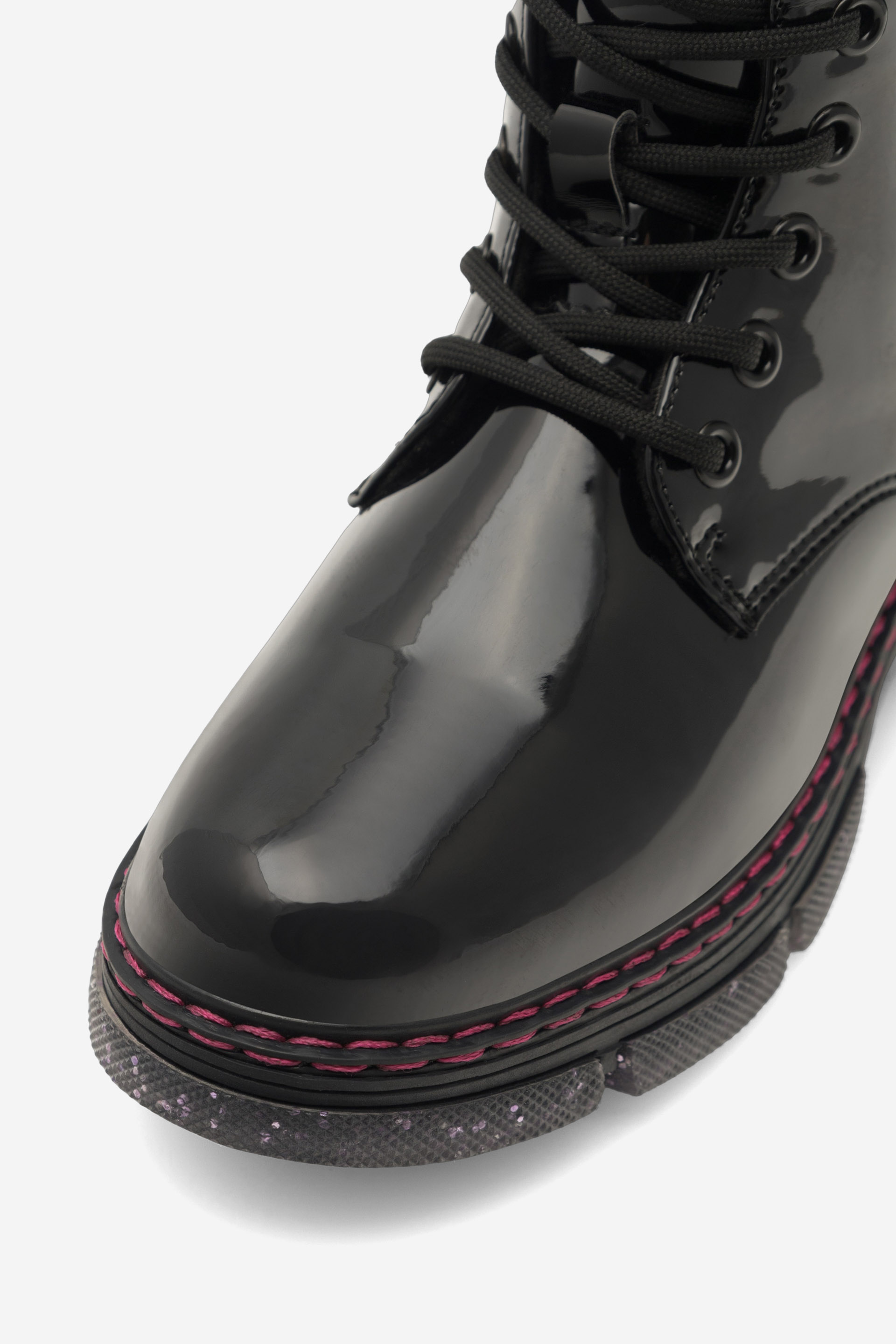 Gležnjarji z vezalkami Črna