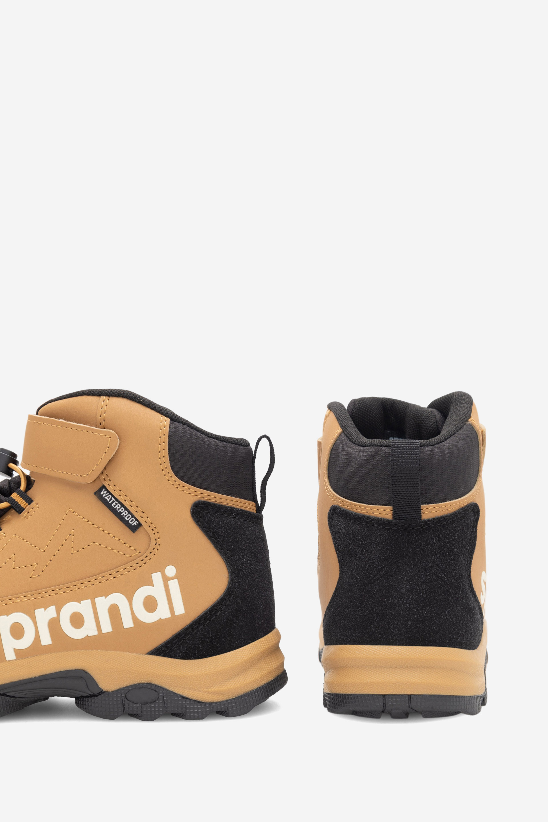 Trekking čevlji Rjava