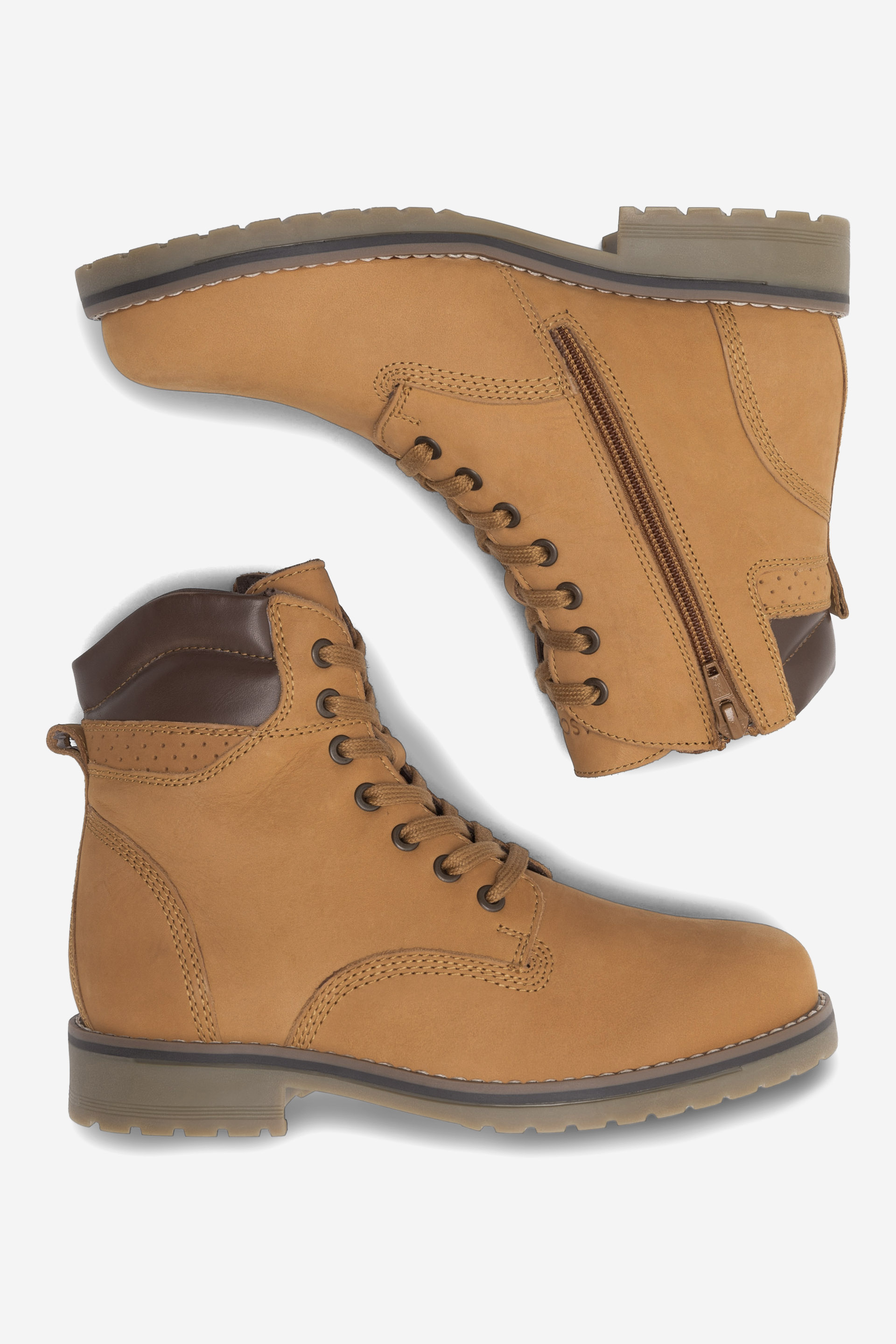 Šněrovací vyšší obuv CAMEL