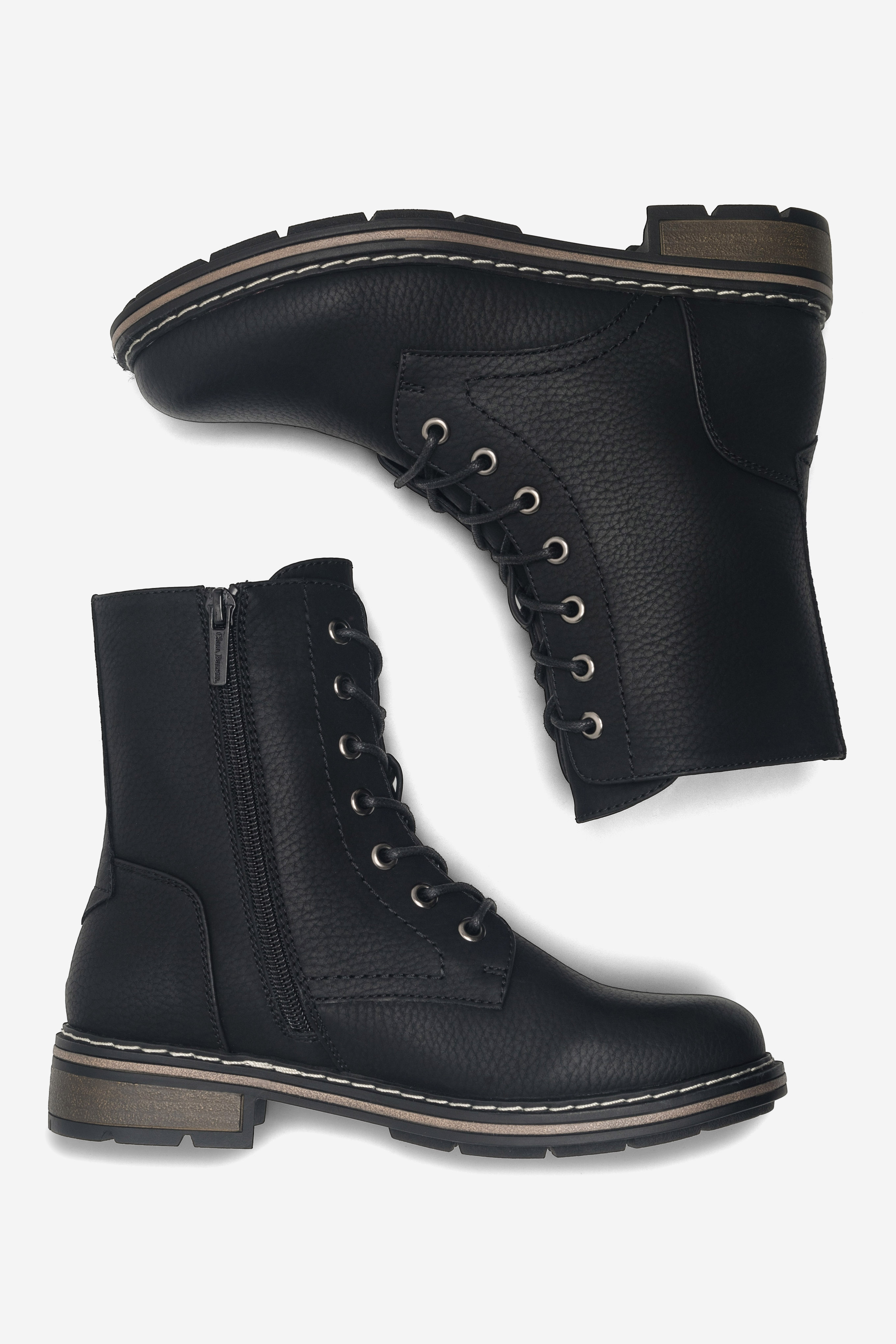 Šněrovací vyšší obuv ČERNÁ