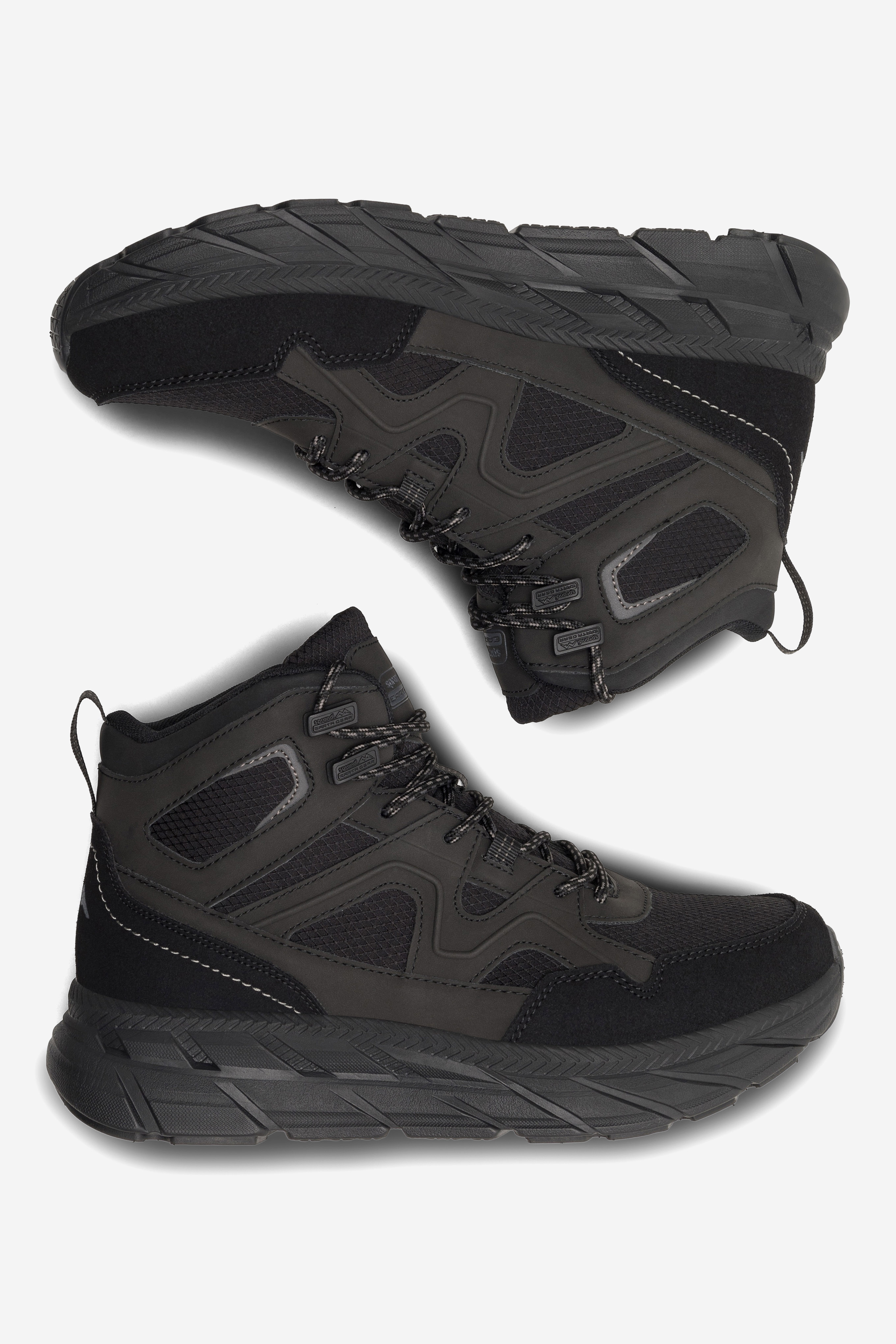 Trekking čevlji Črna