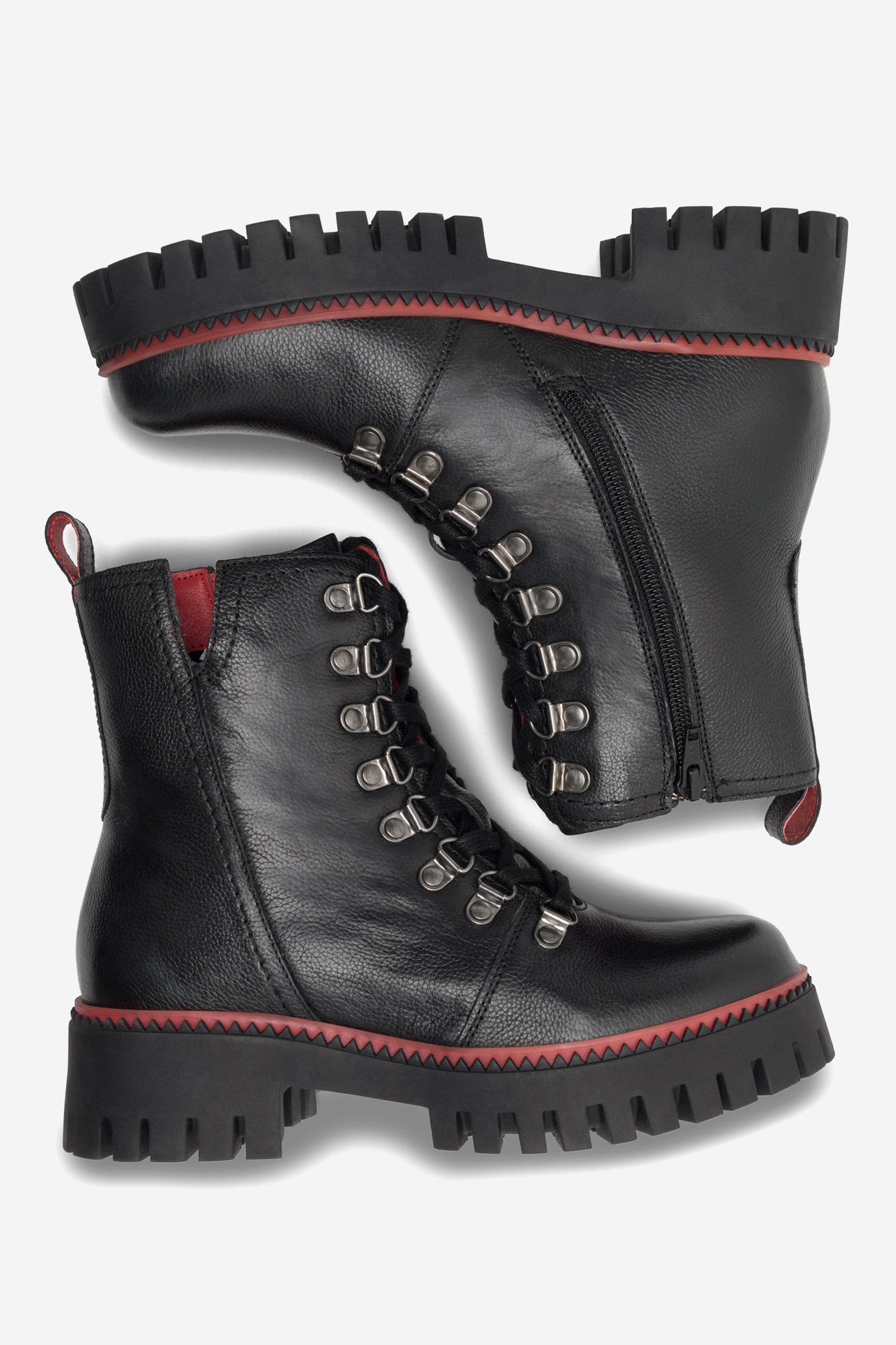 Šněrovací vyšší obuv ČERNÁ