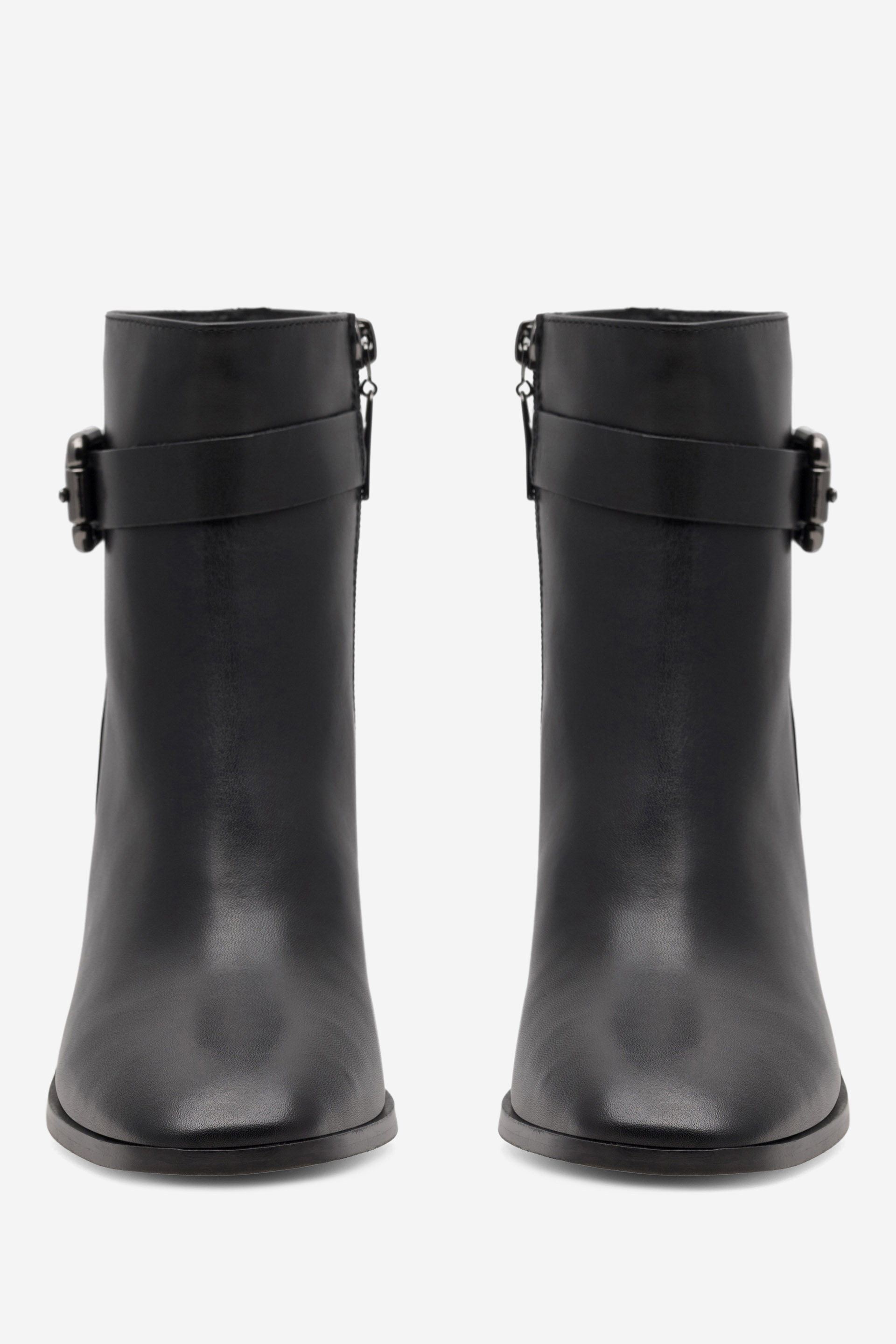 Kotníková obuv ČERNÁ