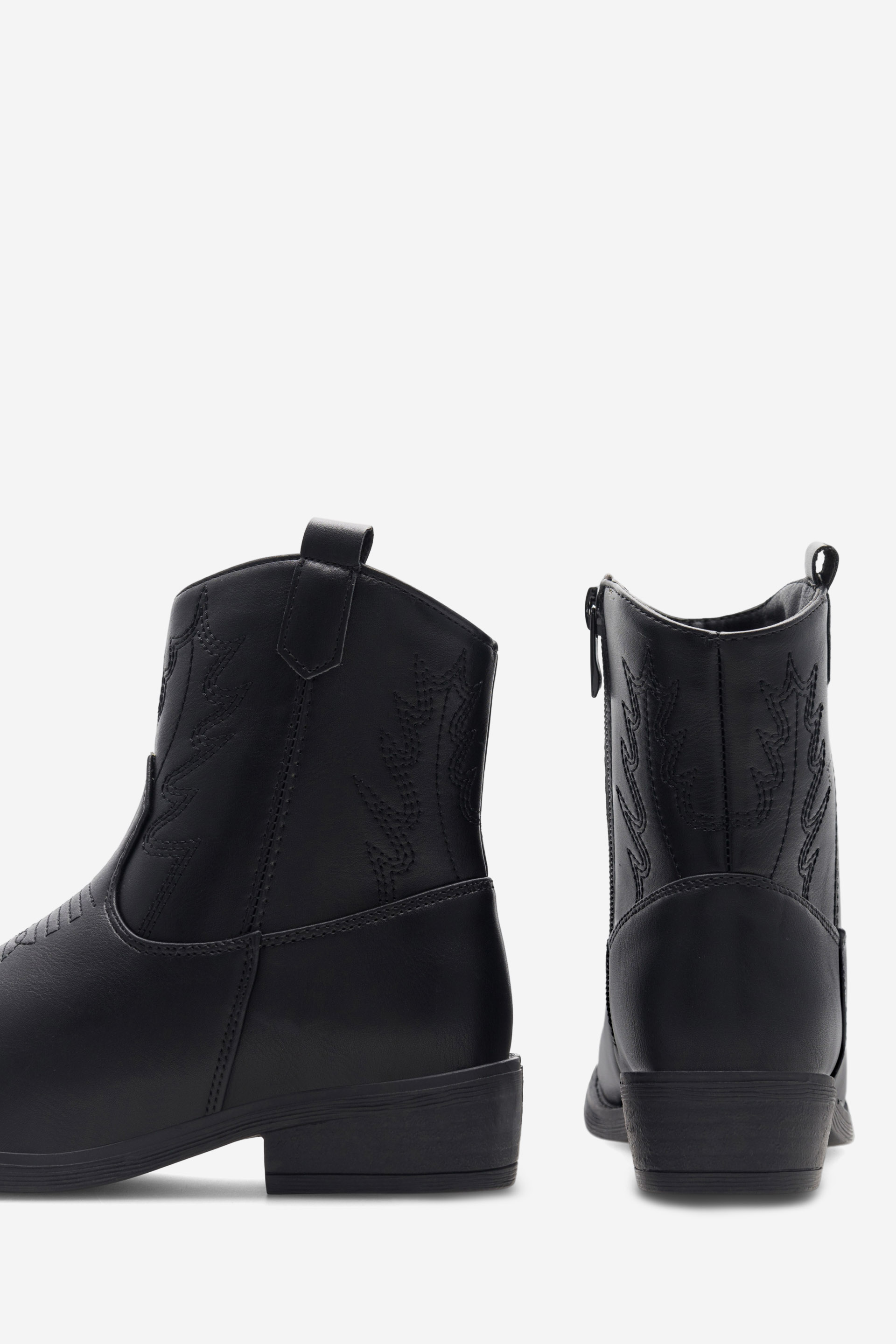 Kavbojski škornji Črna