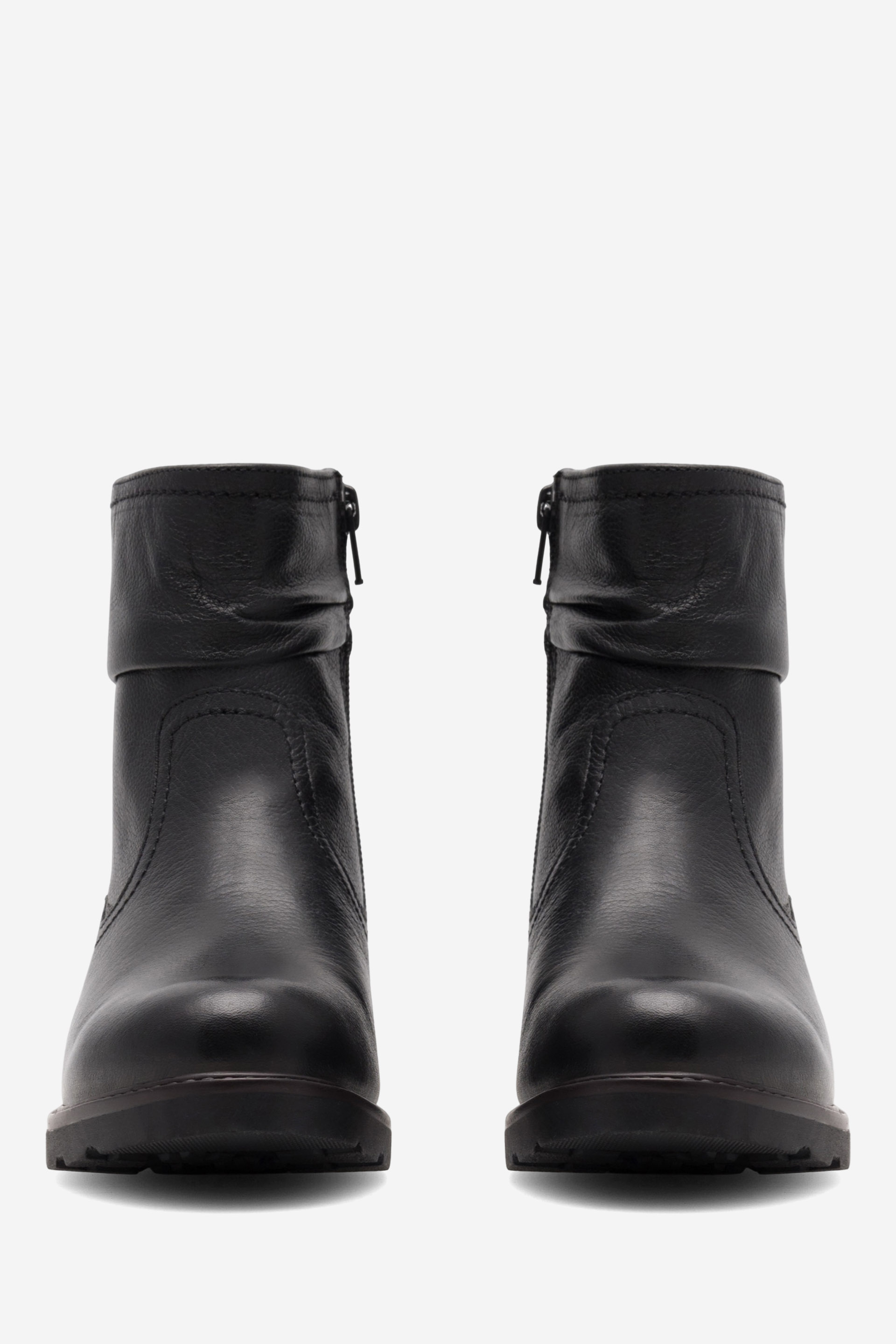 Kotníková obuv ČERNÁ