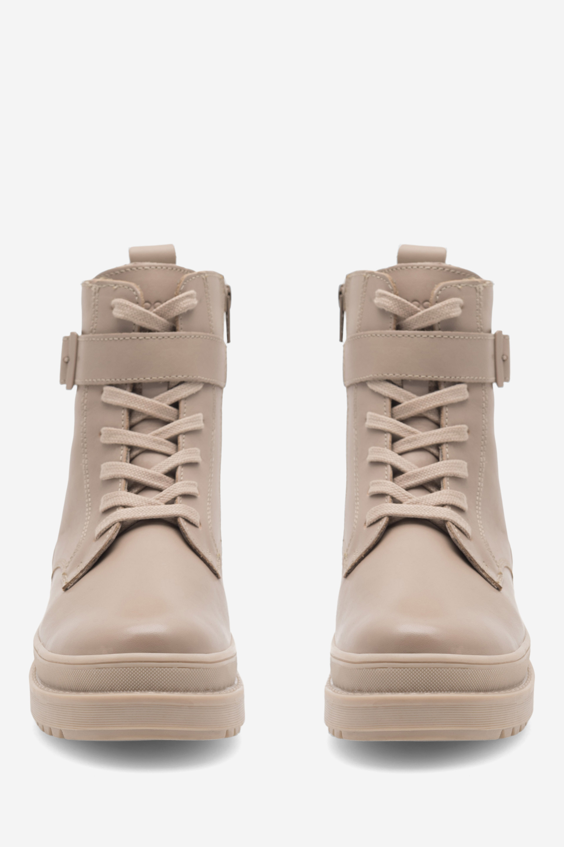 Gležnjarji z vezalkami Buff