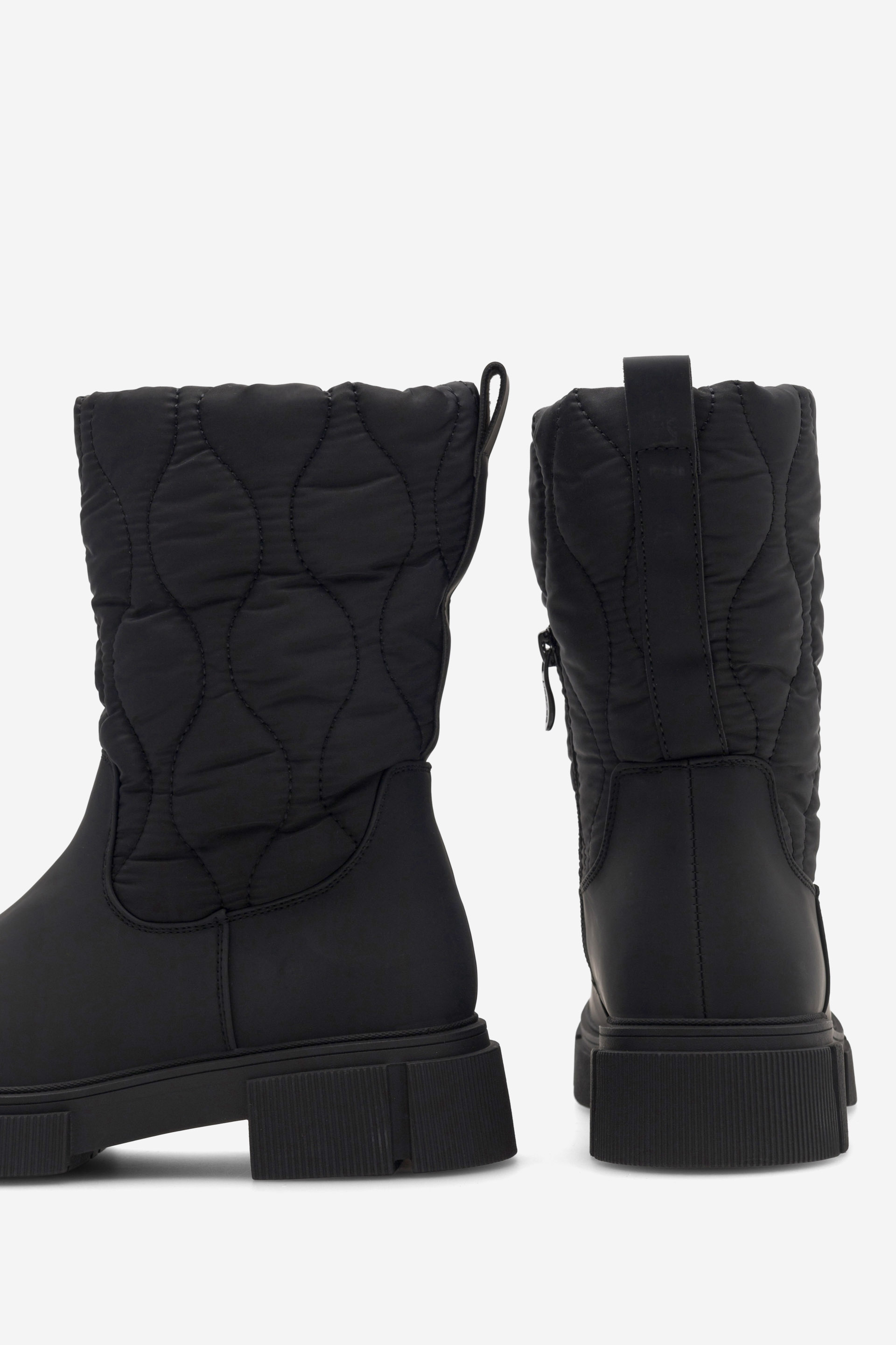 Zimski škornji Črna