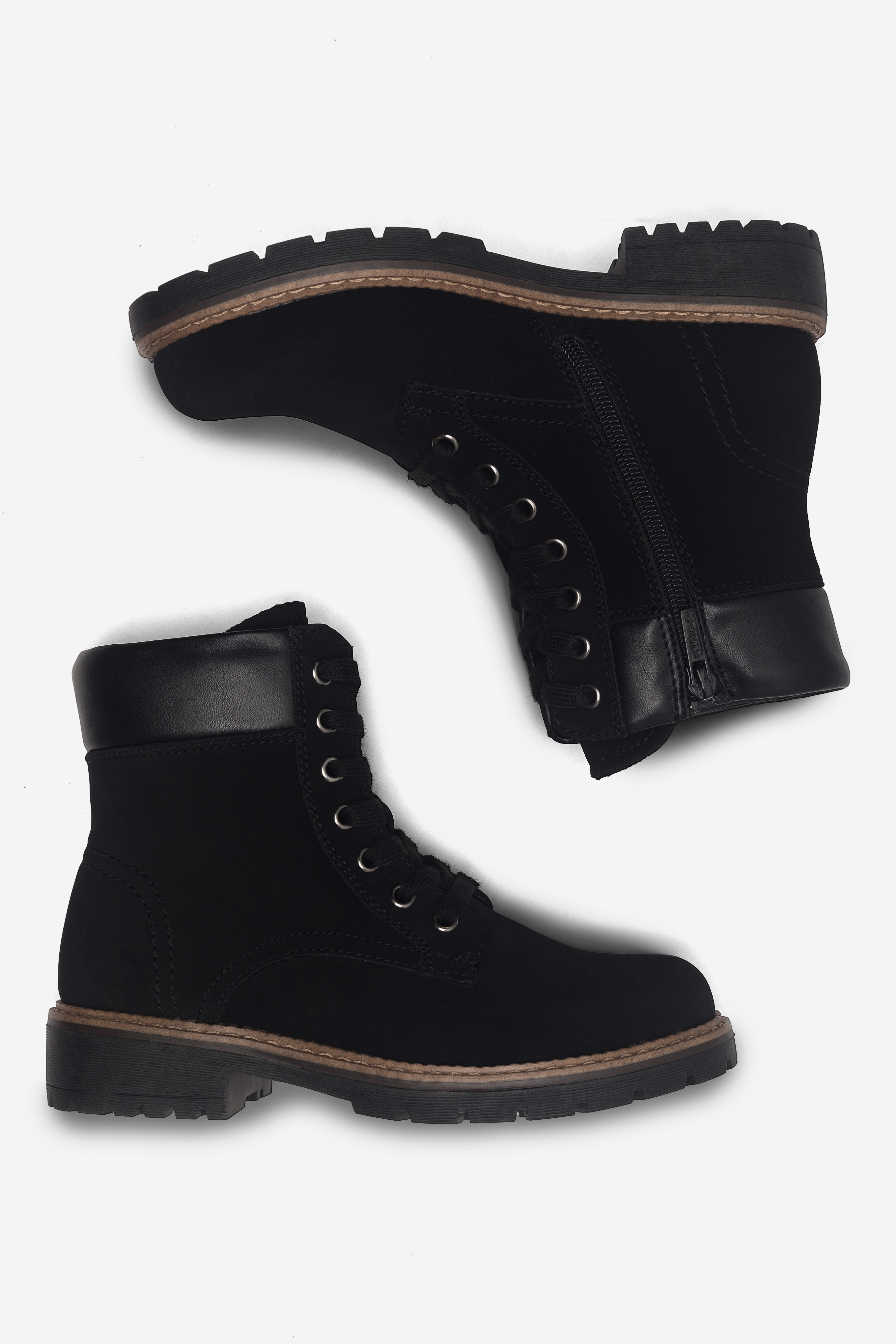 Šněrovací vyšší obuv ČERNÁ