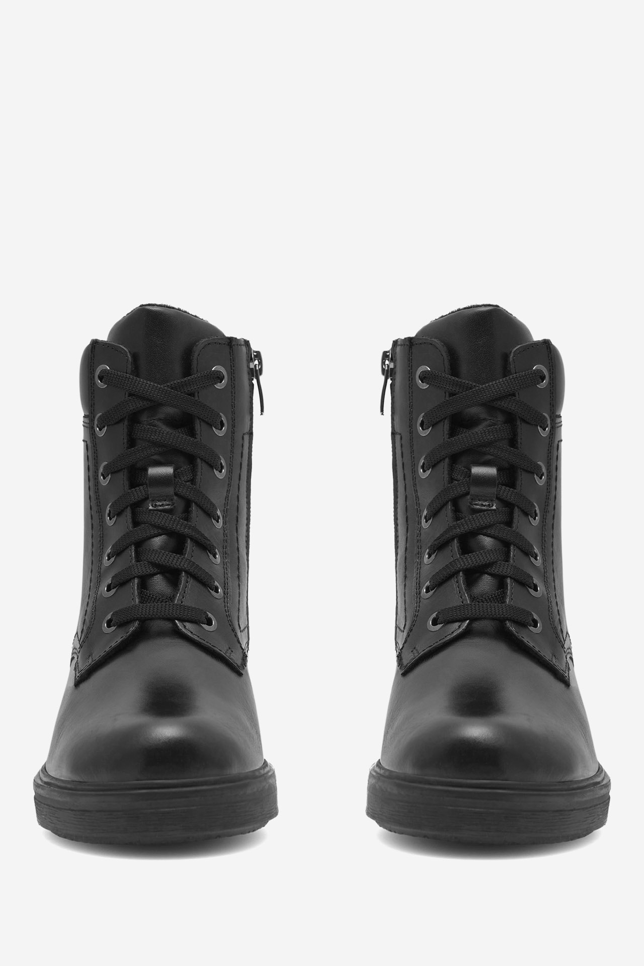 Šněrovací vyšší obuv ČERNÁ