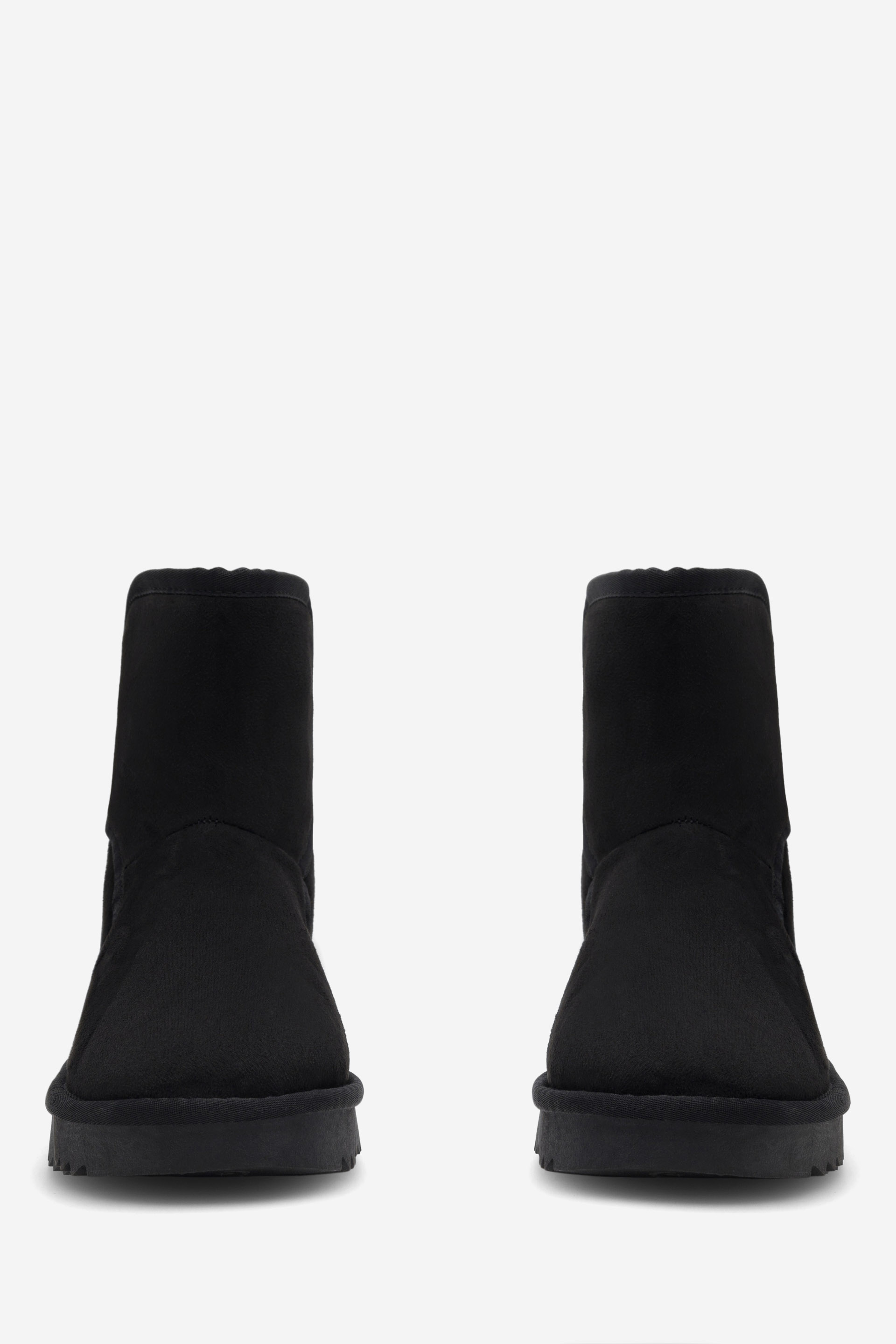 Kotníková obuv ČERNÁ