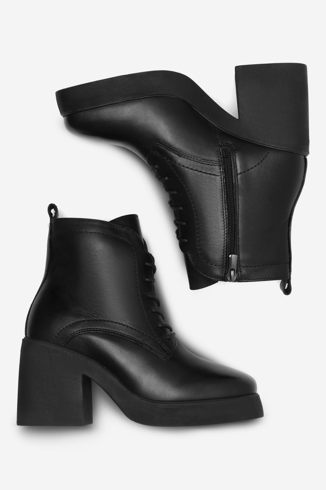 Šněrovací vyšší obuv ČERNÁ