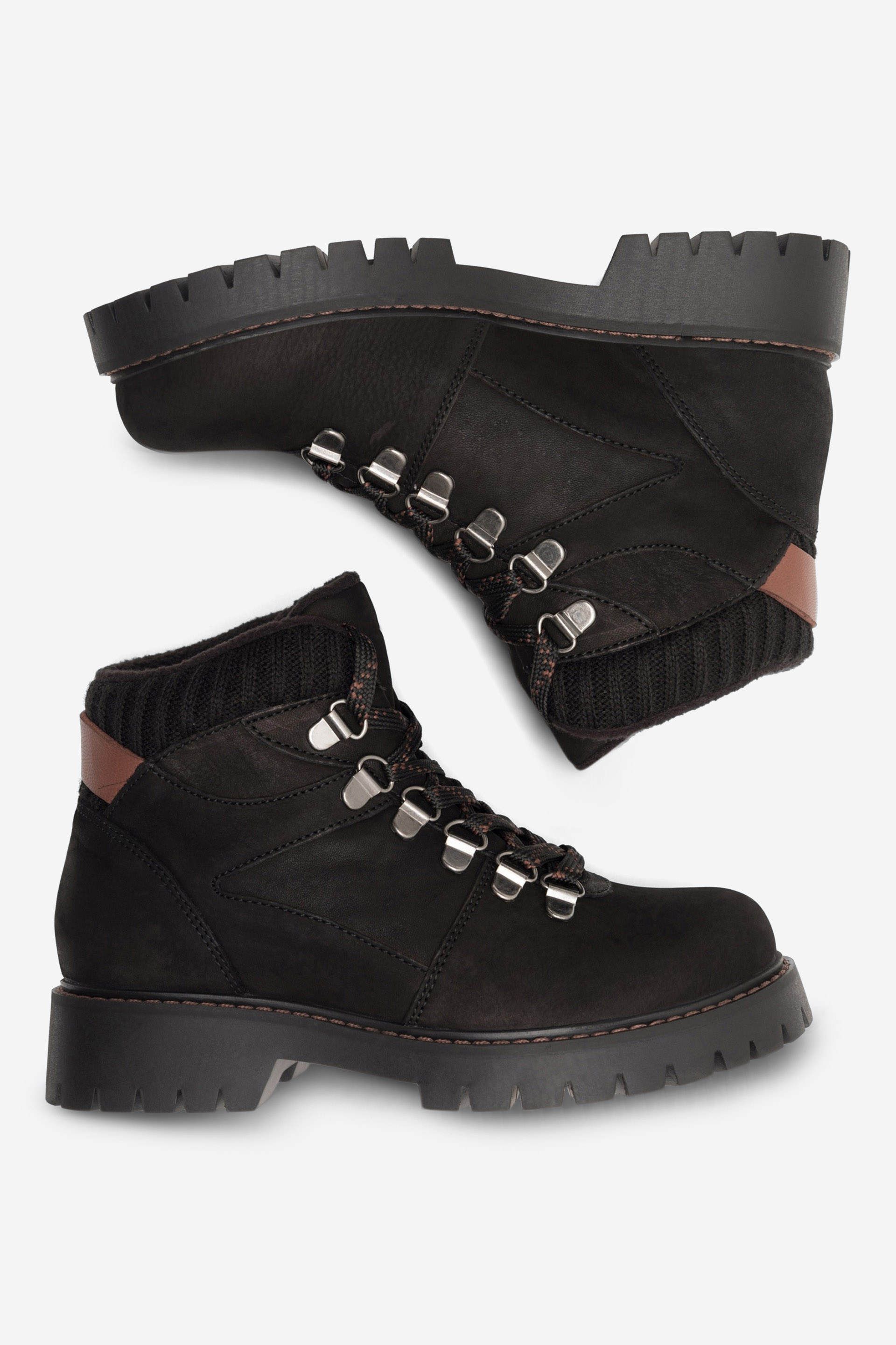 Gležnjarji z vezalkami Črna