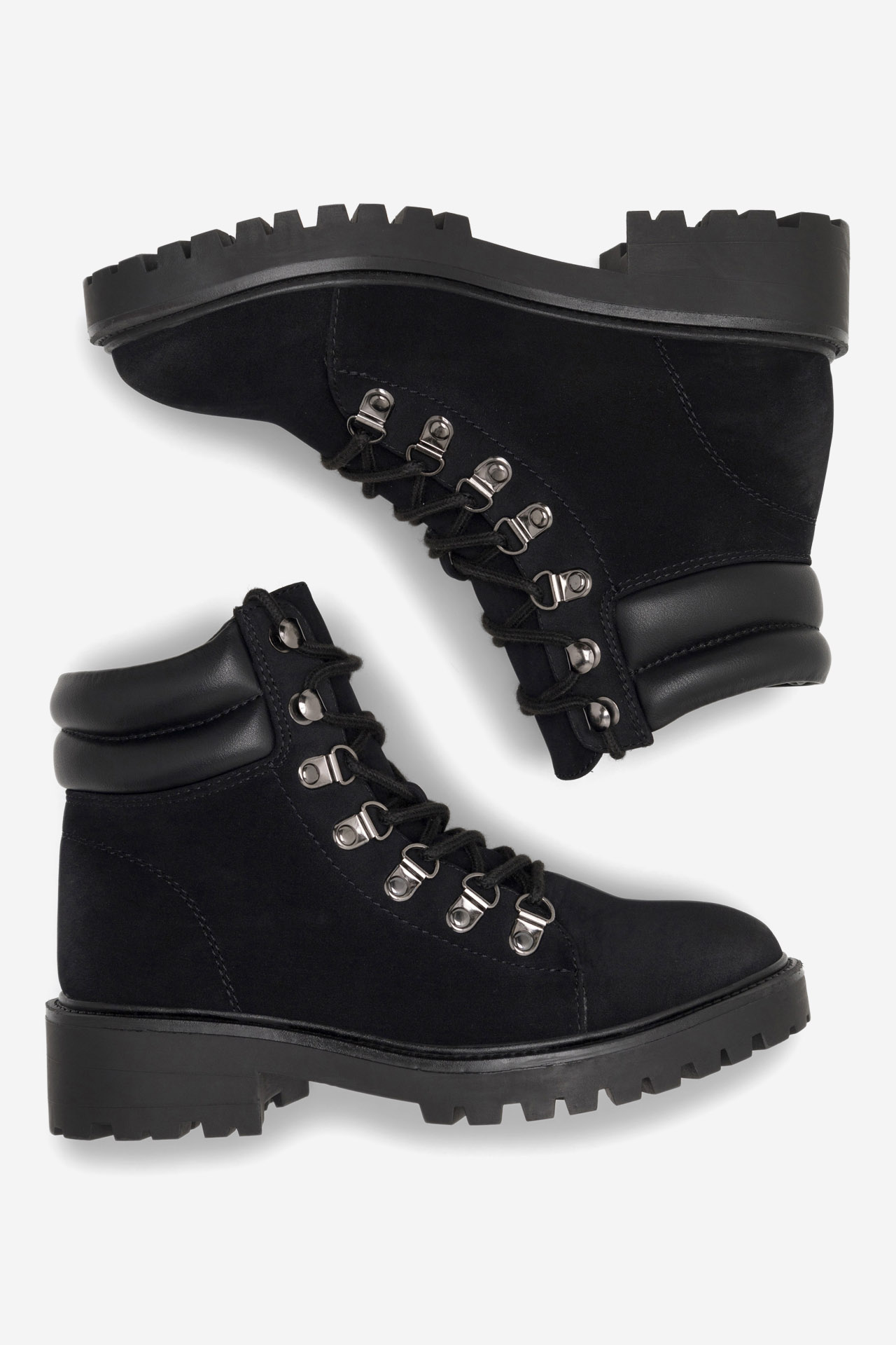 Šněrovací vyšší obuv ČERNÁ