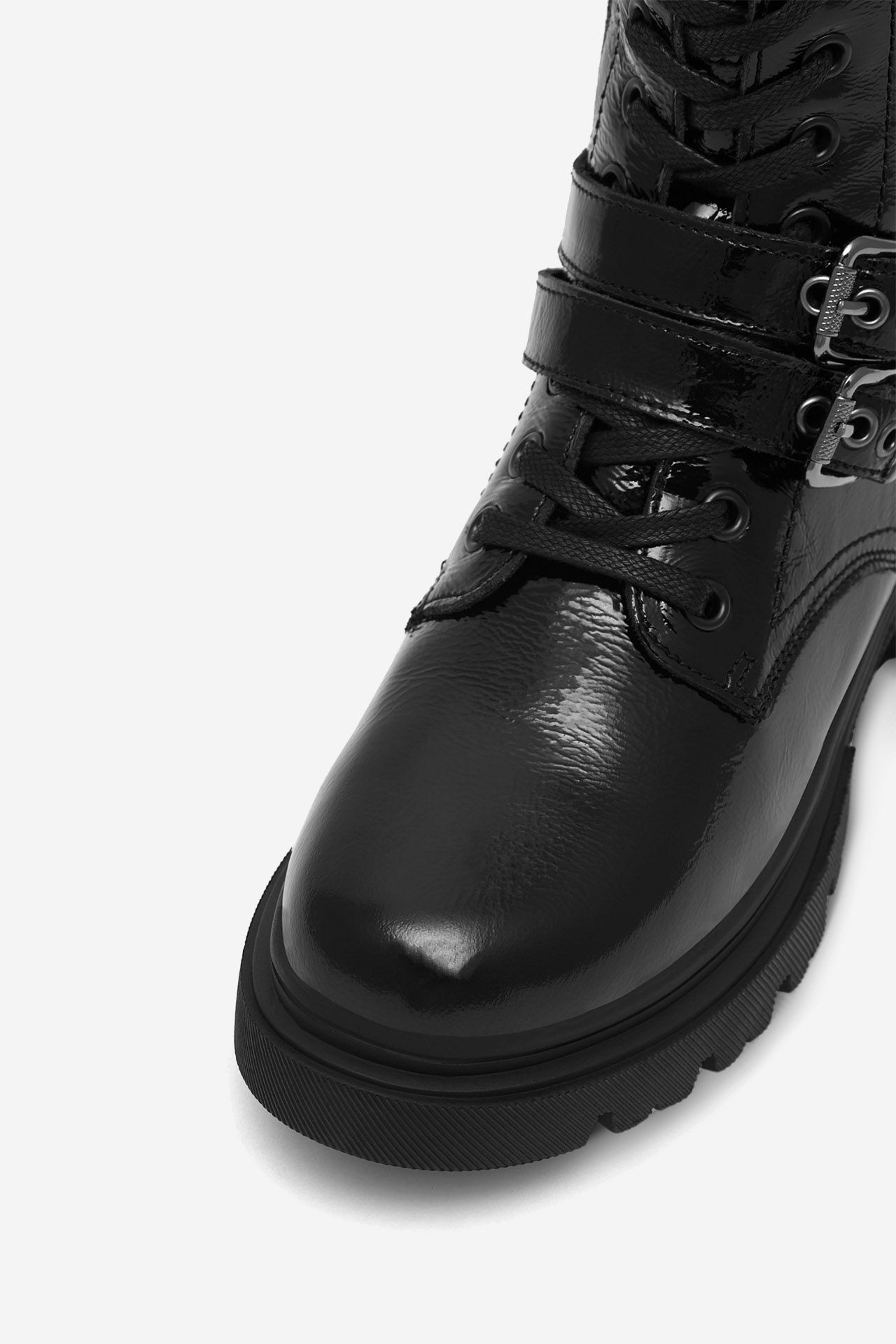 Šnurovacie topánky Čierna